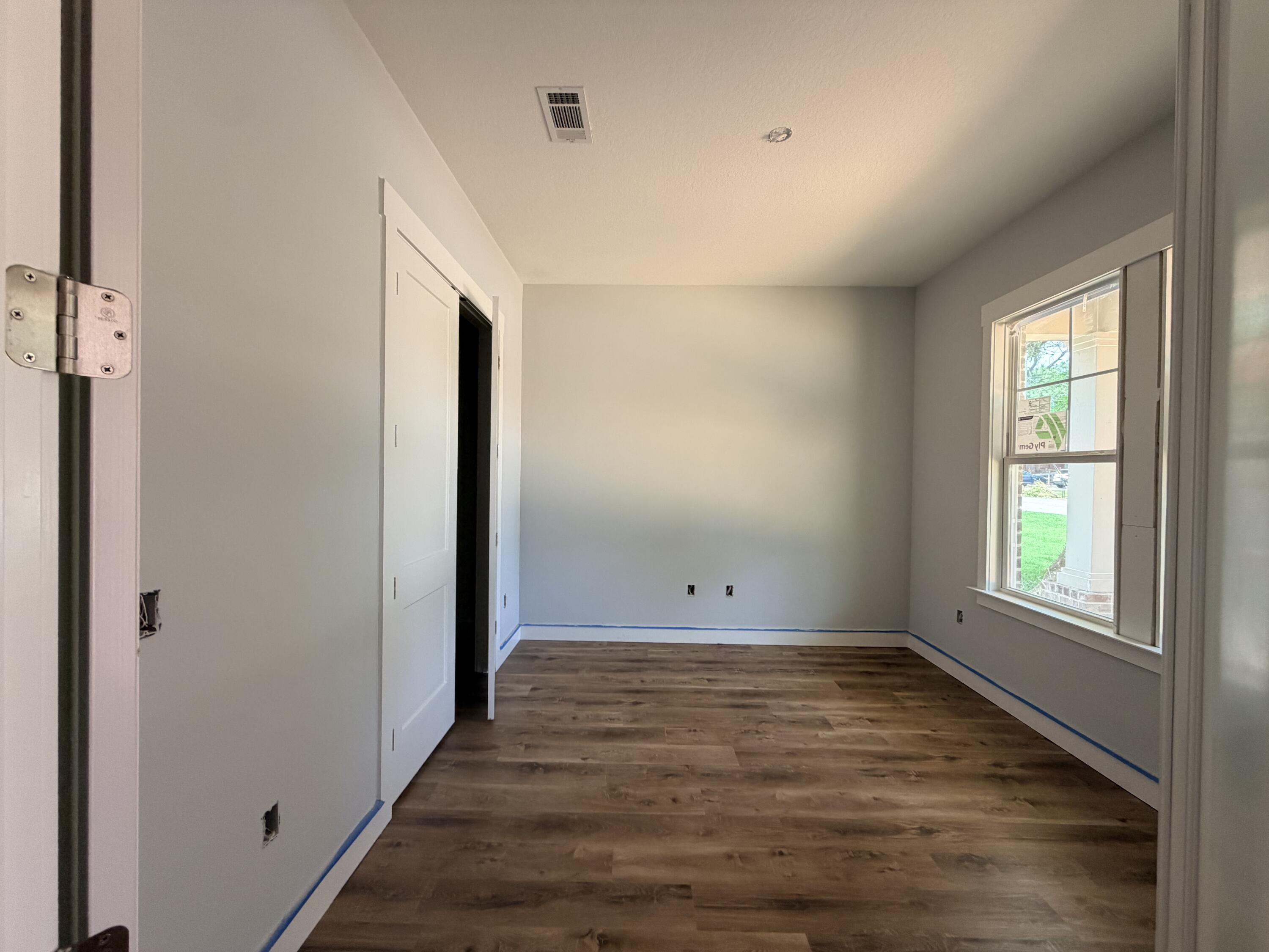 LONGWOOD - Residential