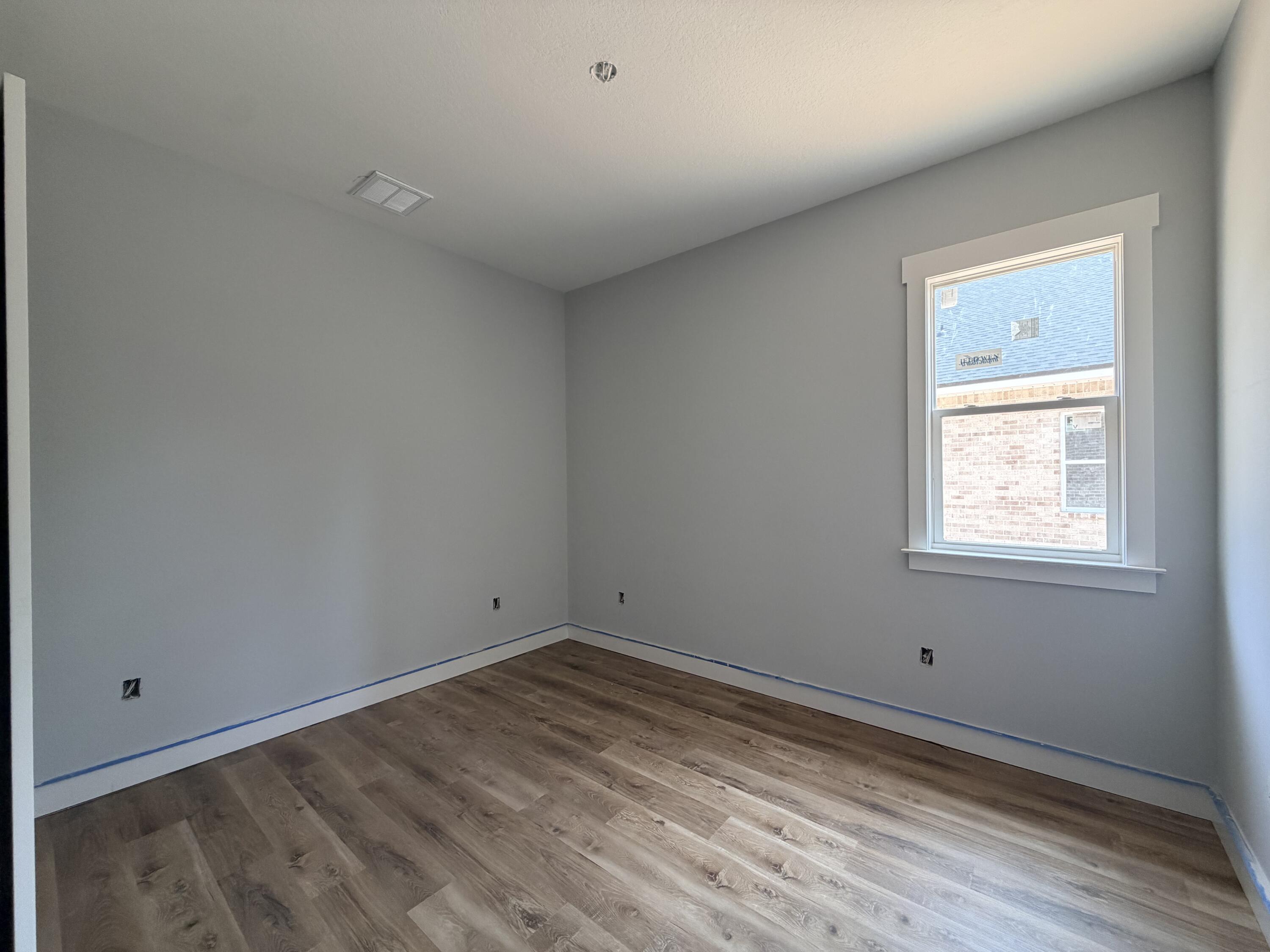 LONGWOOD - Residential