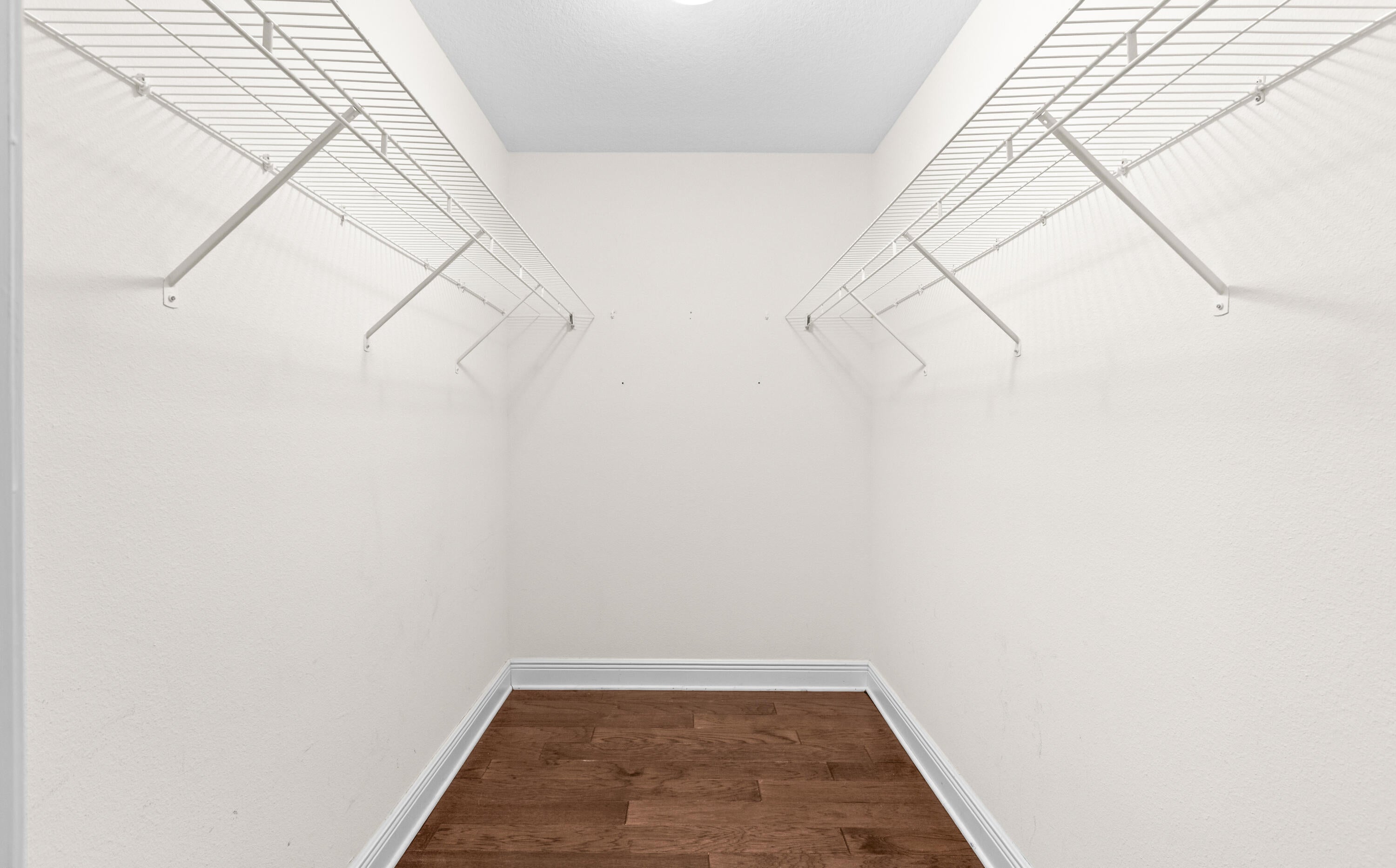 EAGLE BAY - Residential Lease
