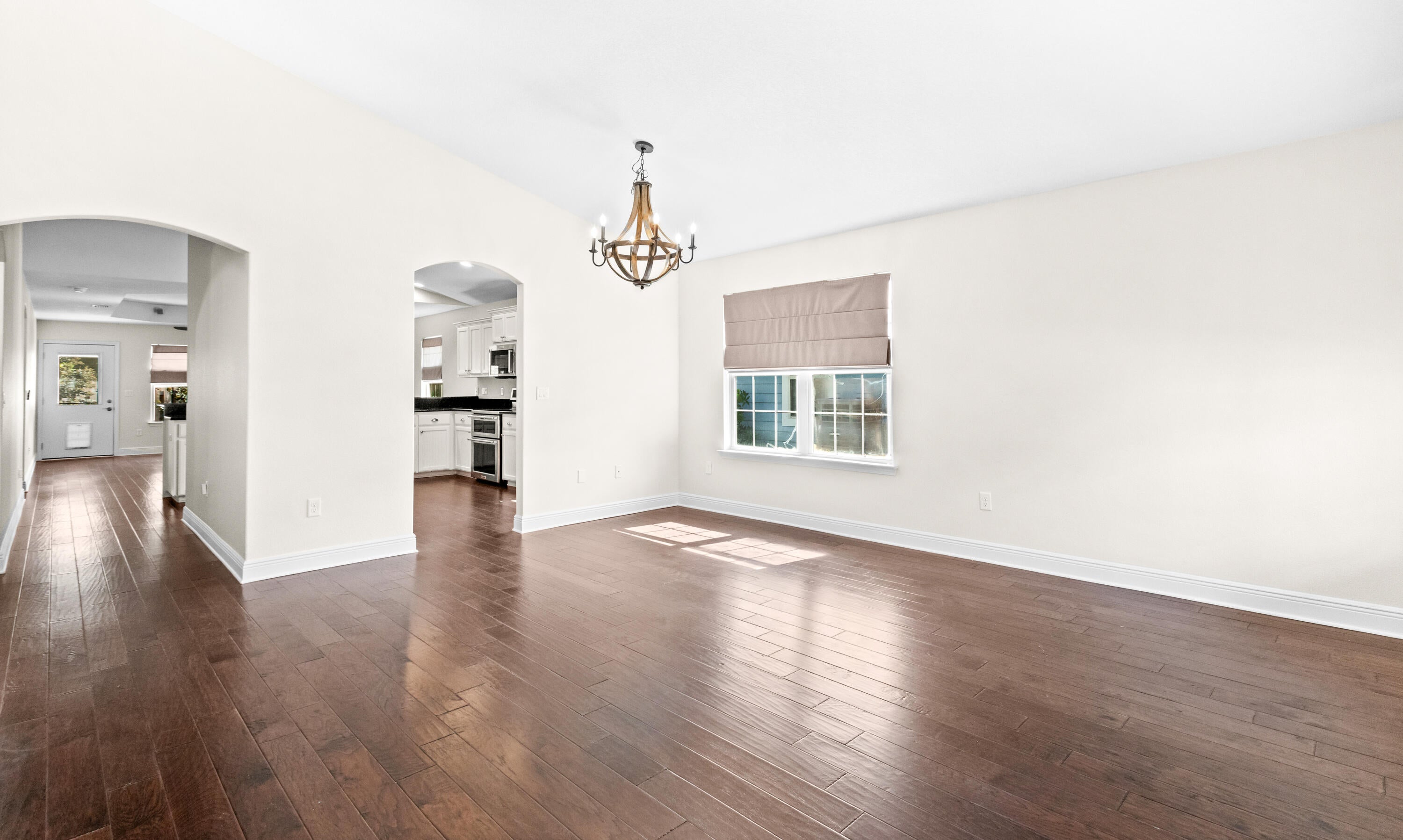 EAGLE BAY - Residential Lease
