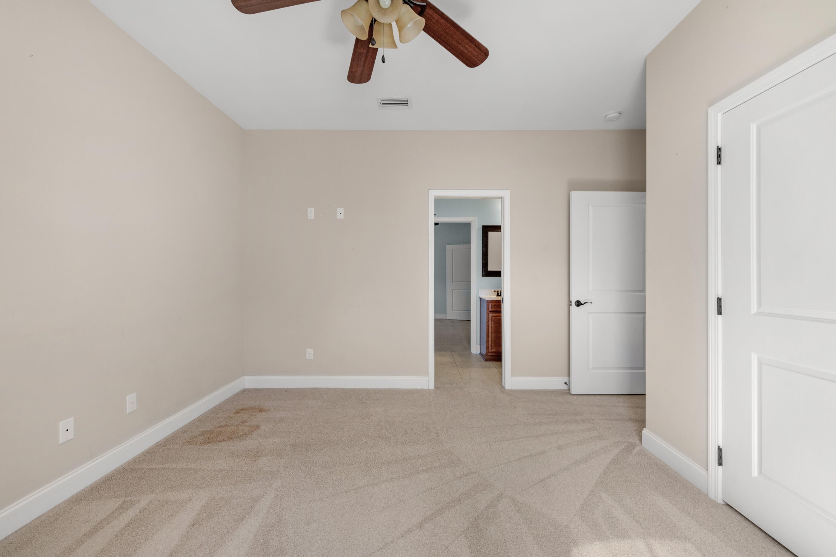 COLONIAL ESTATES - Residential