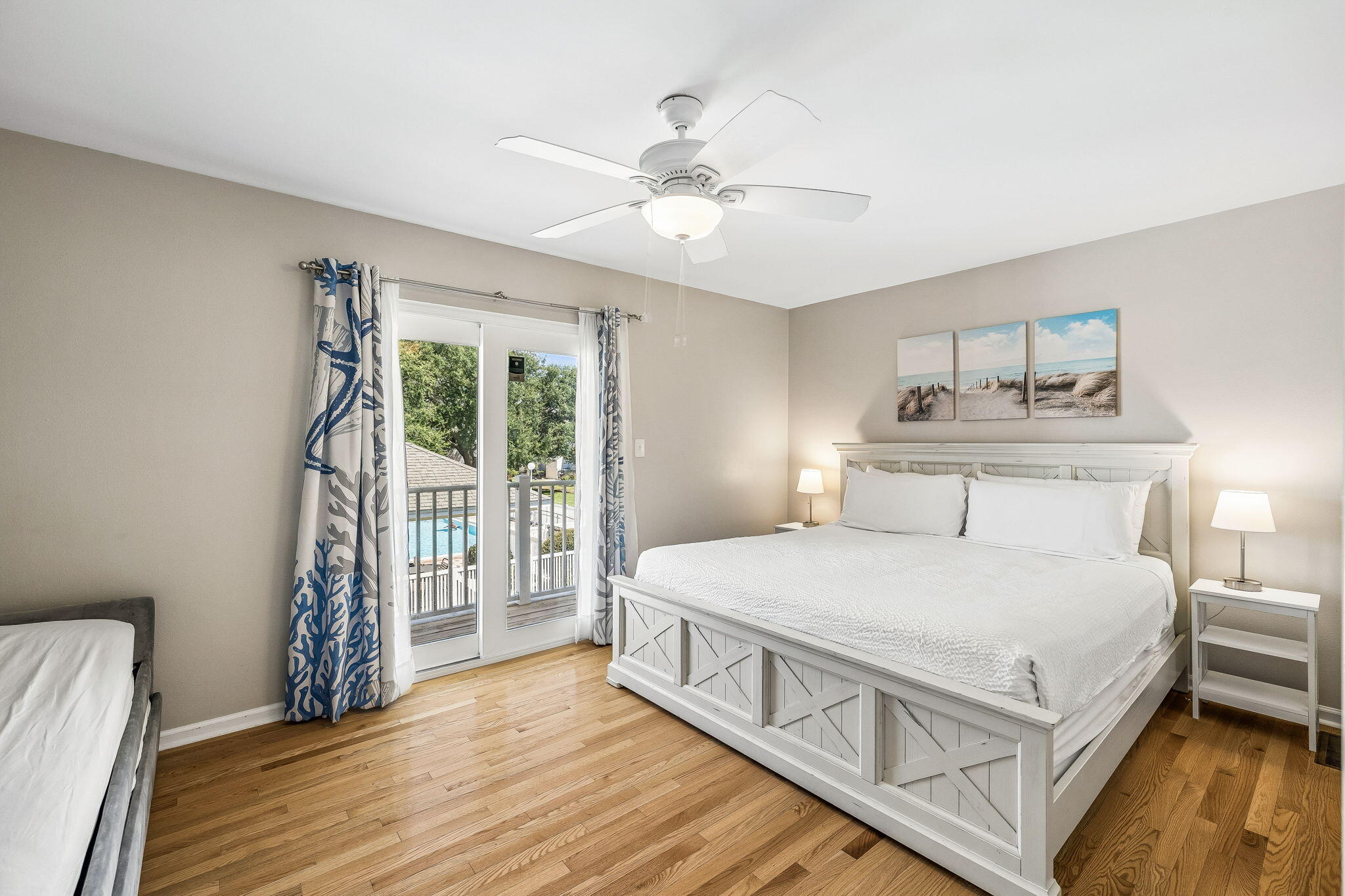 WOODLAND SHORES T/H PH 2 - Residential