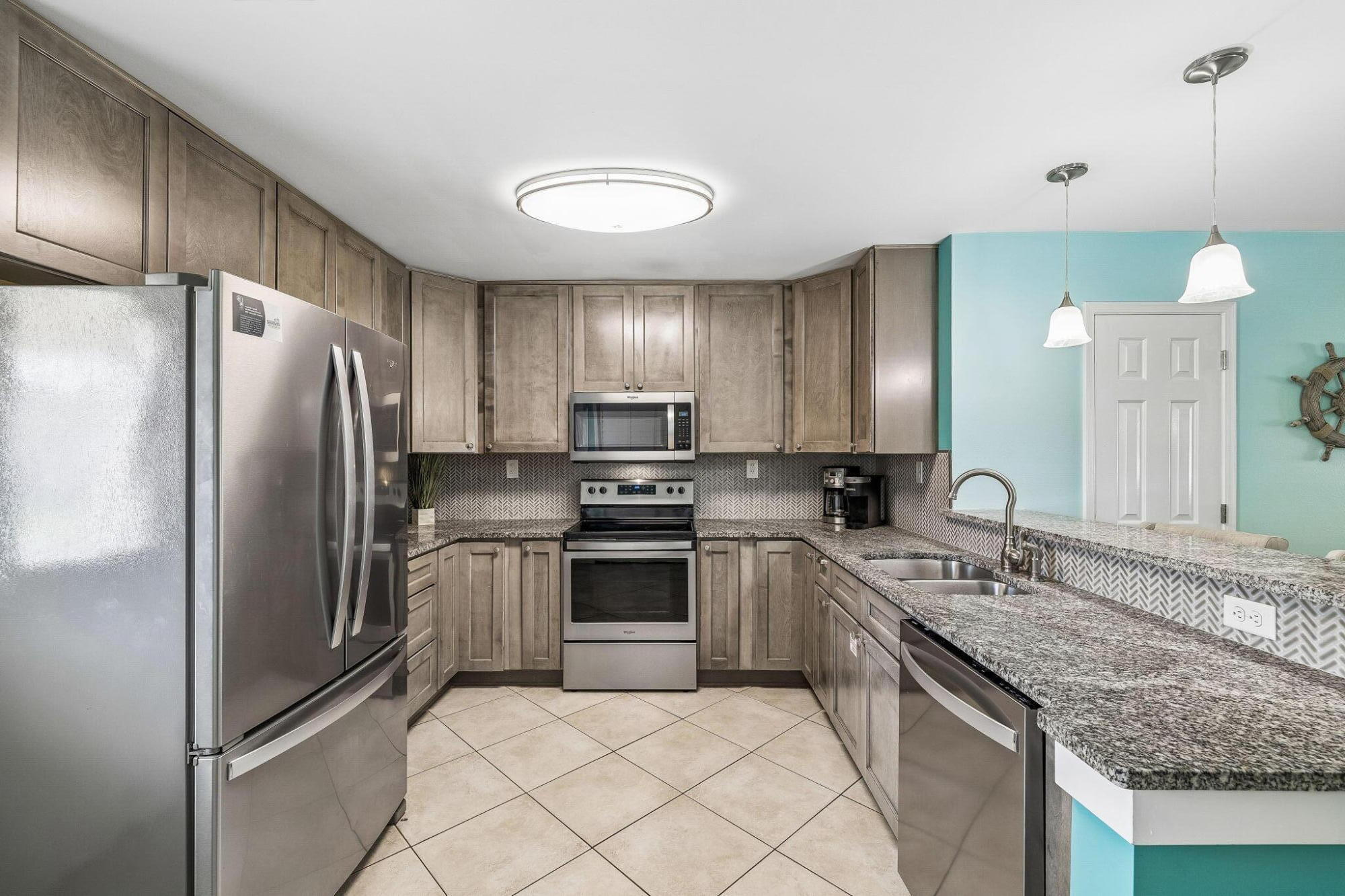 WOODLAND SHORES T/H PH 2 - Residential