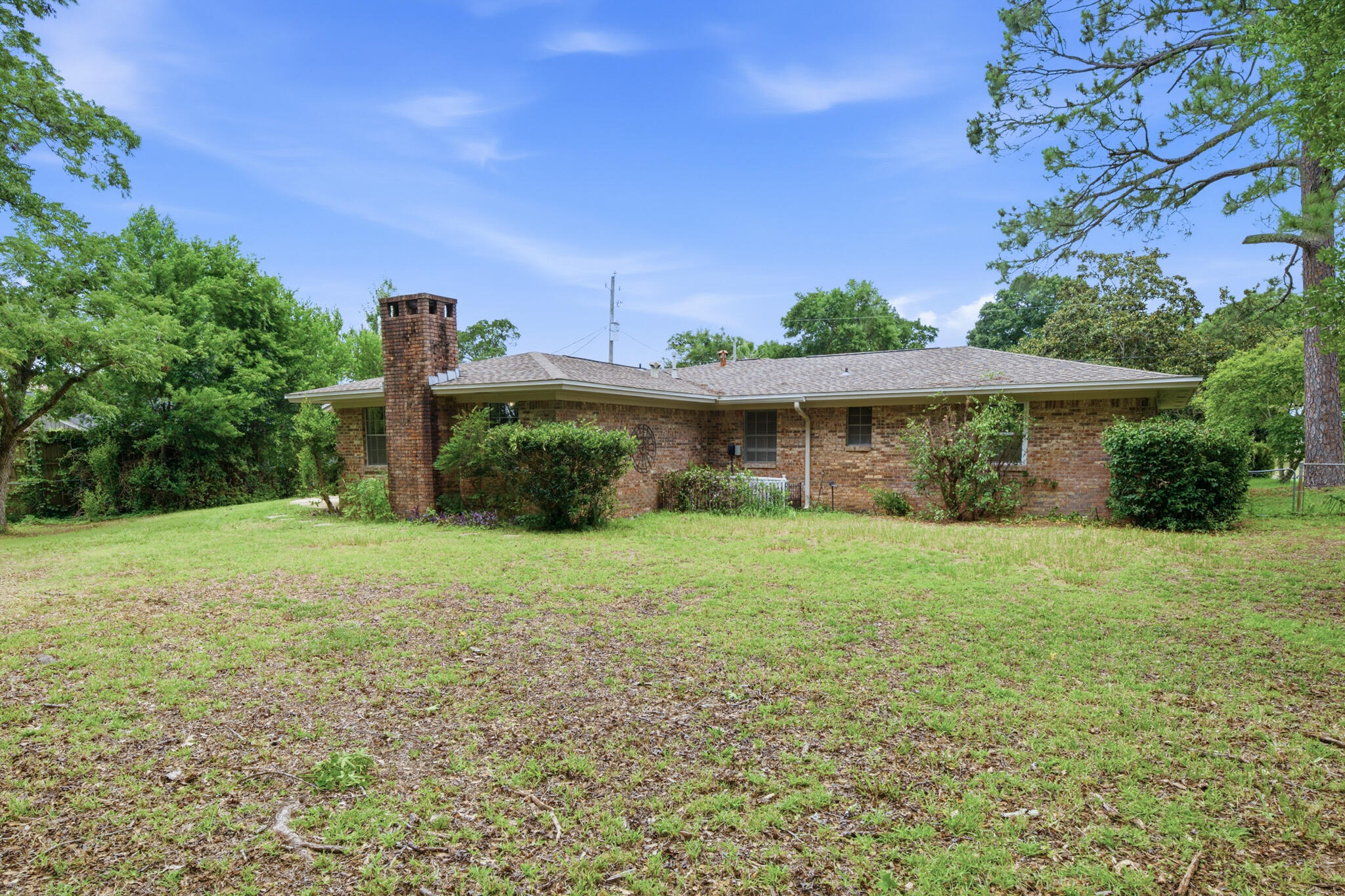 BAYOU POQUITO - Residential