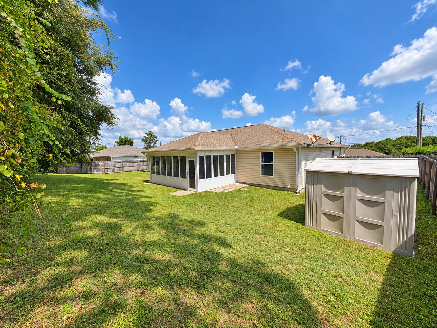 COUNTRYVIEW ESTATES 10TH ADDN - Residential