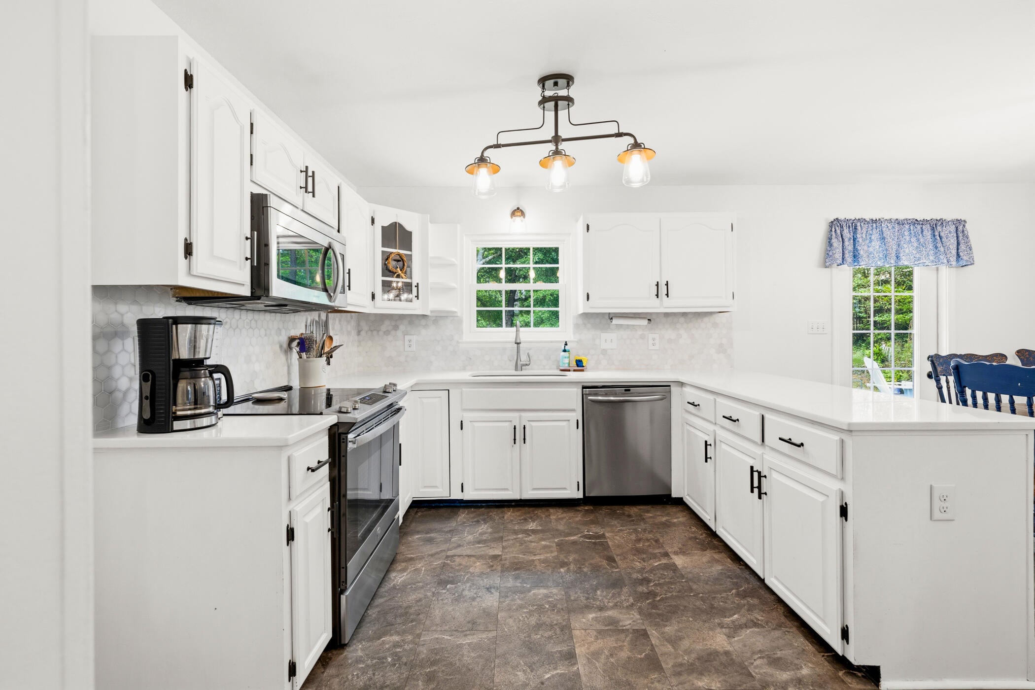 LAKESIDE EAST - Residential