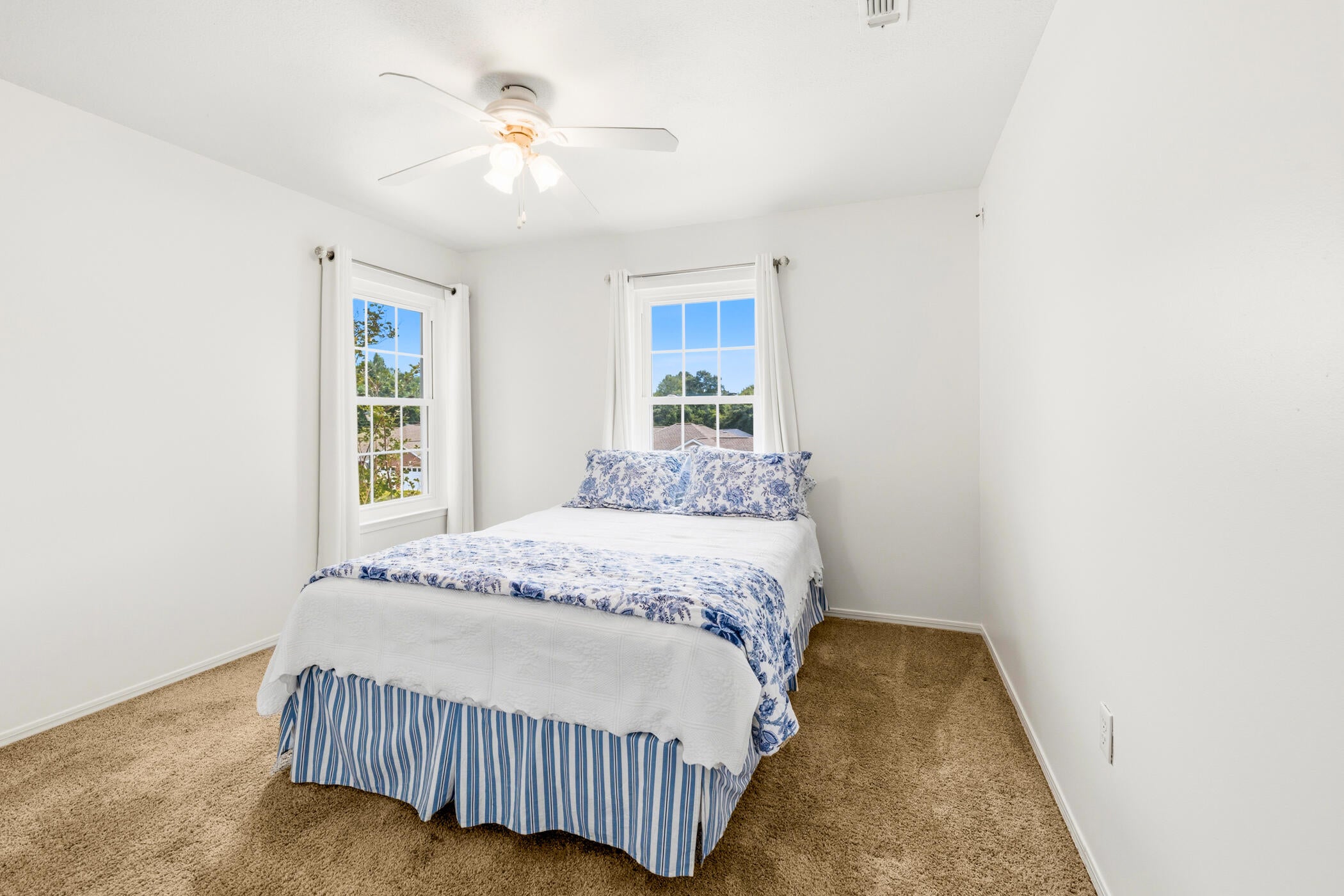 LAKESIDE EAST - Residential