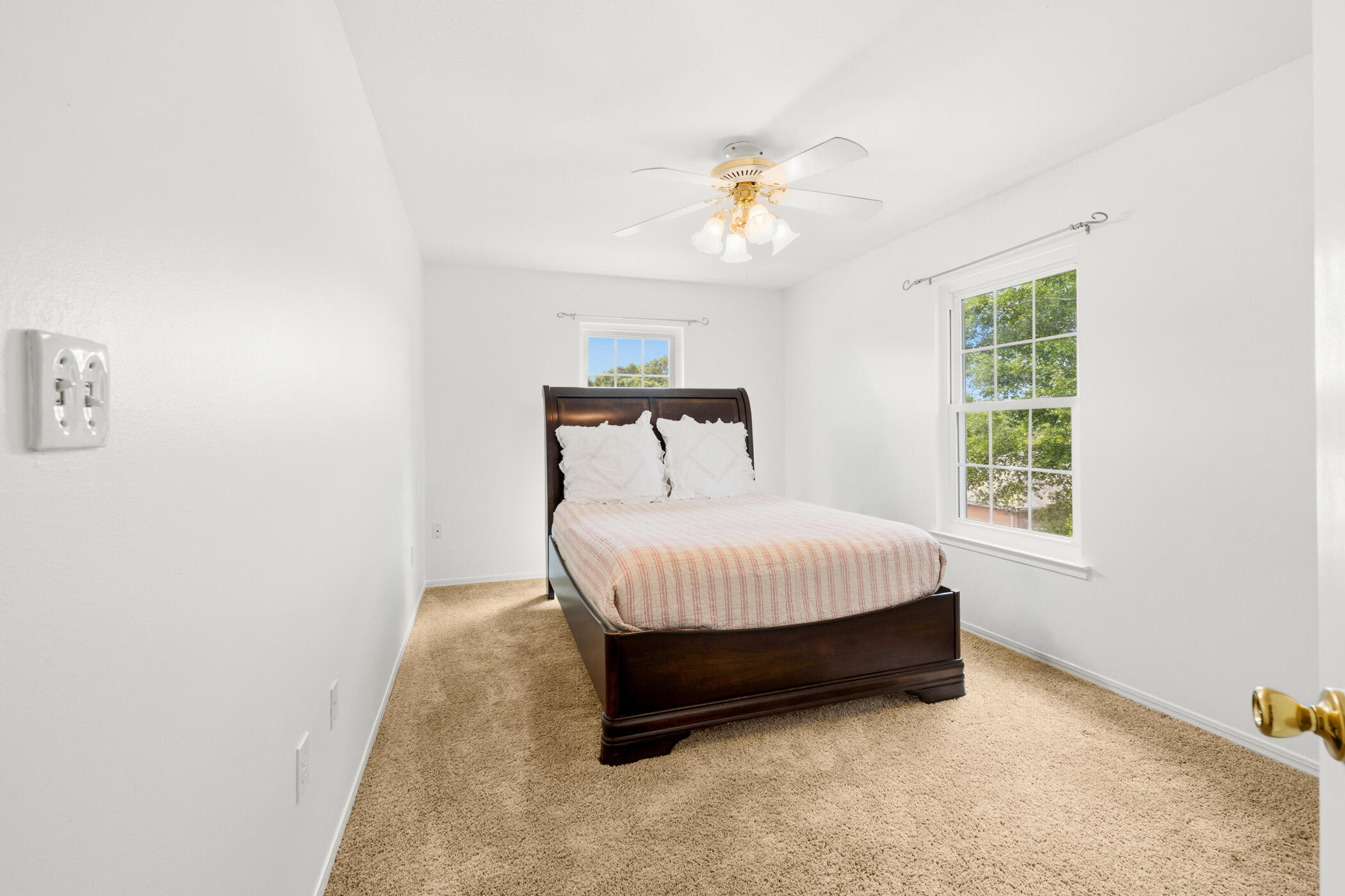 LAKESIDE EAST - Residential
