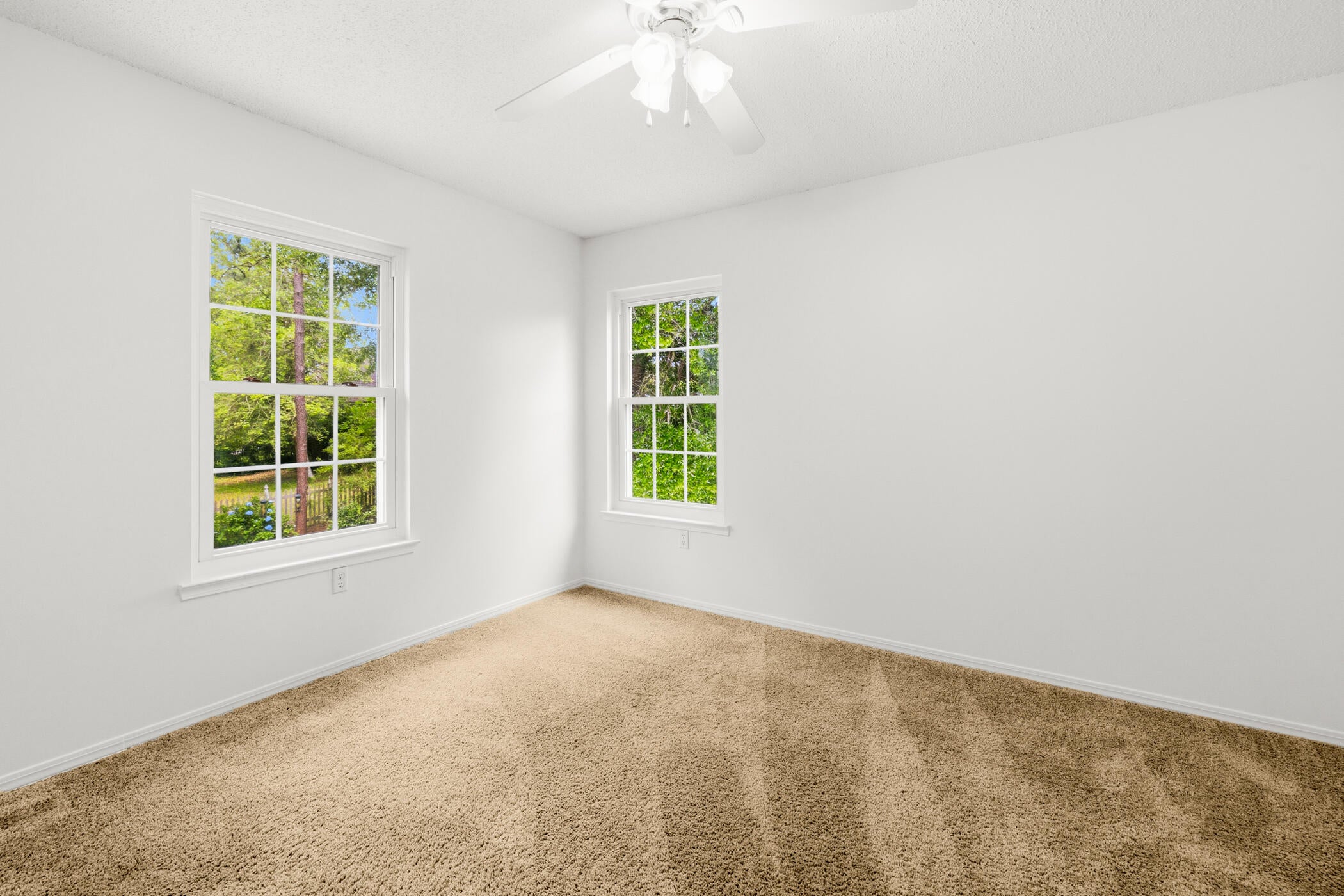 LAKESIDE EAST - Residential