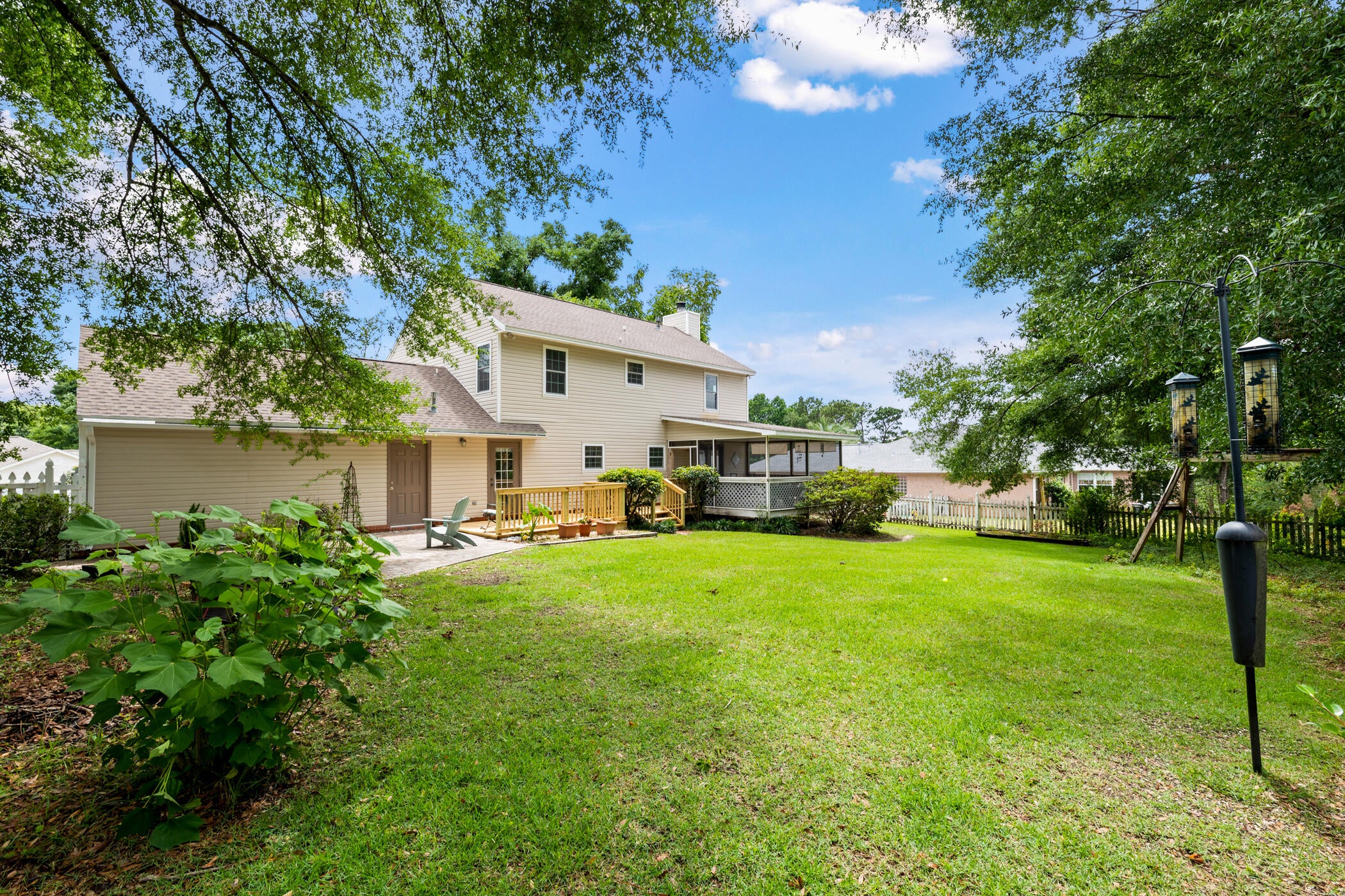 LAKESIDE EAST - Residential