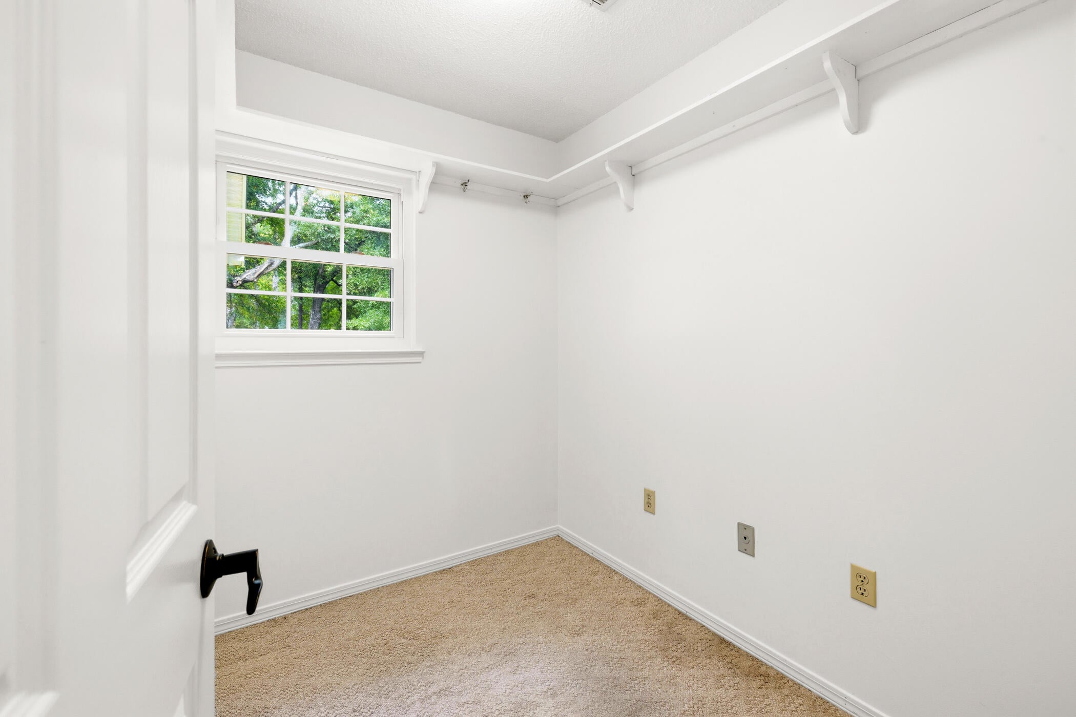 LAKESIDE EAST - Residential