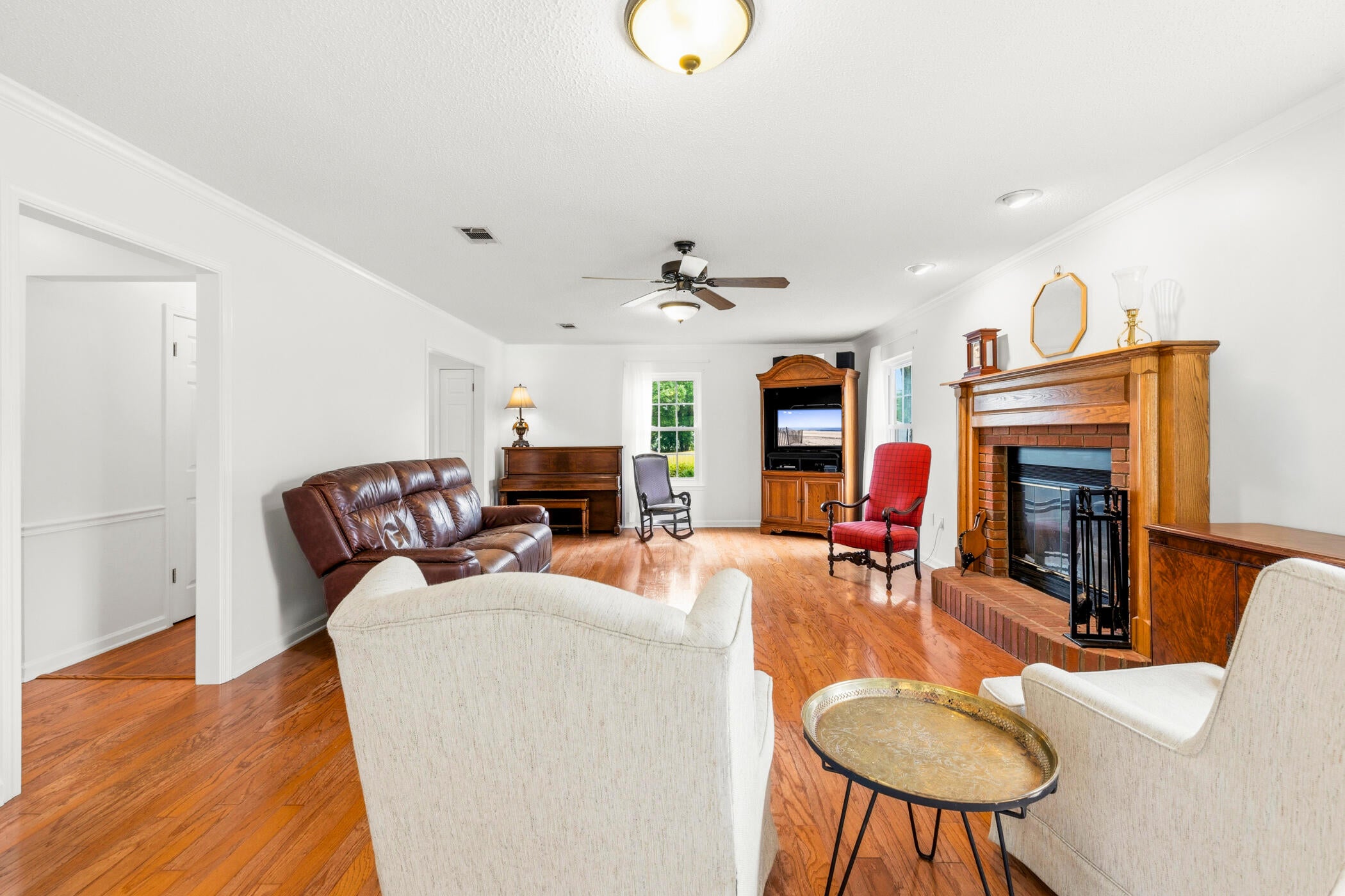 LAKESIDE EAST - Residential