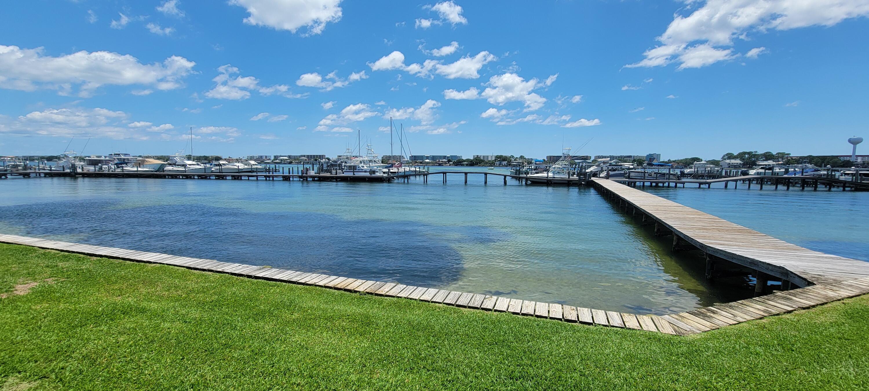 BROOKS LANDING - Residential
