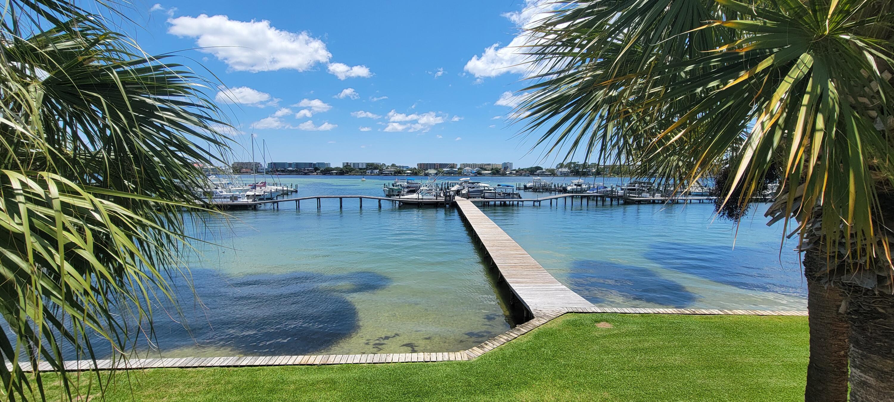 BROOKS LANDING - Residential