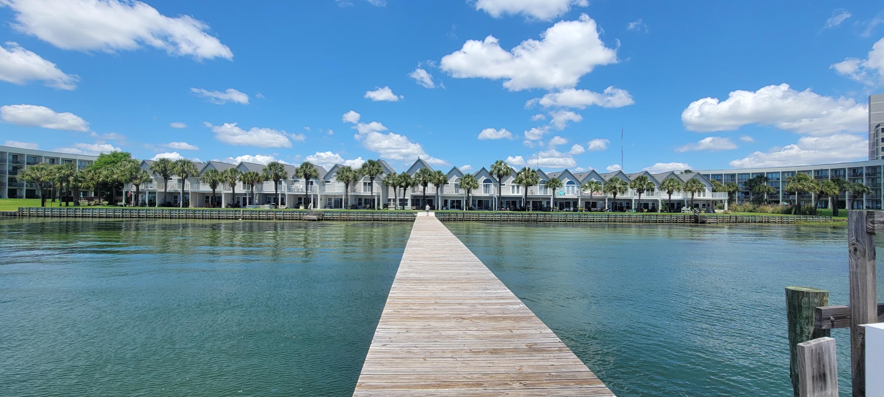 BROOKS LANDING - Residential
