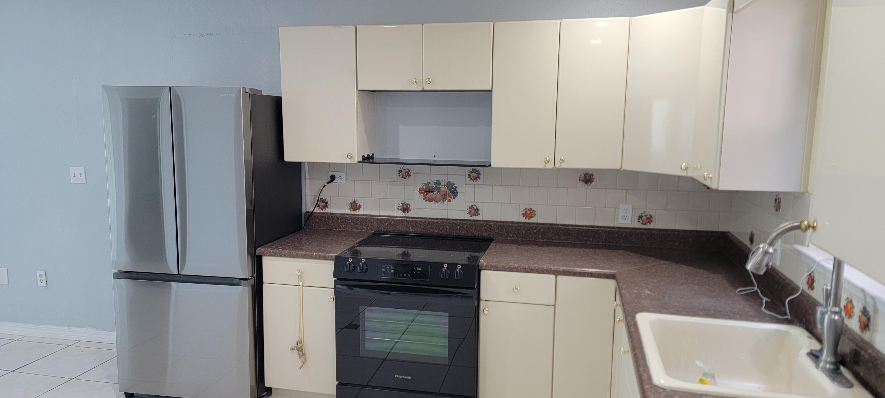 BROOKS LANDING - Residential