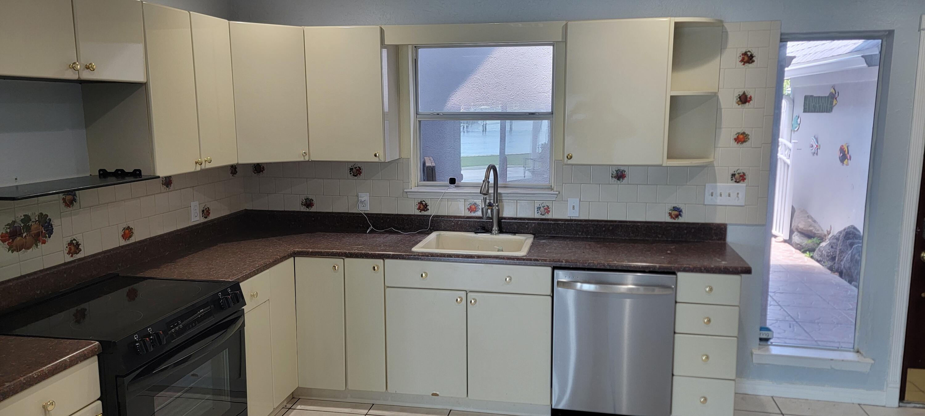 BROOKS LANDING - Residential