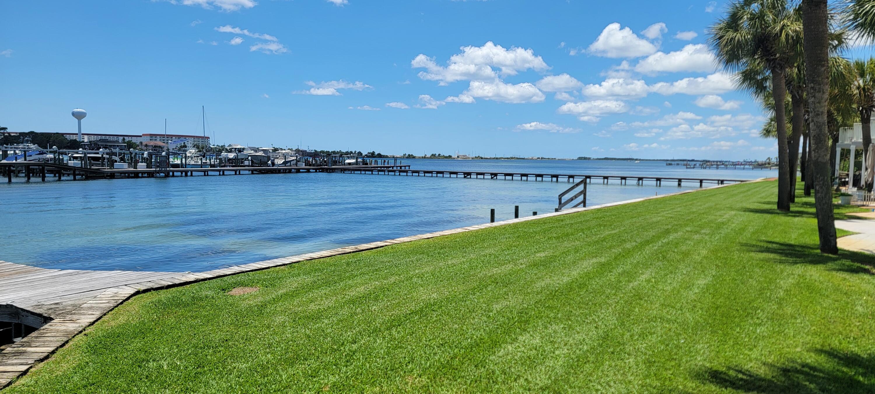 BROOKS LANDING - Residential