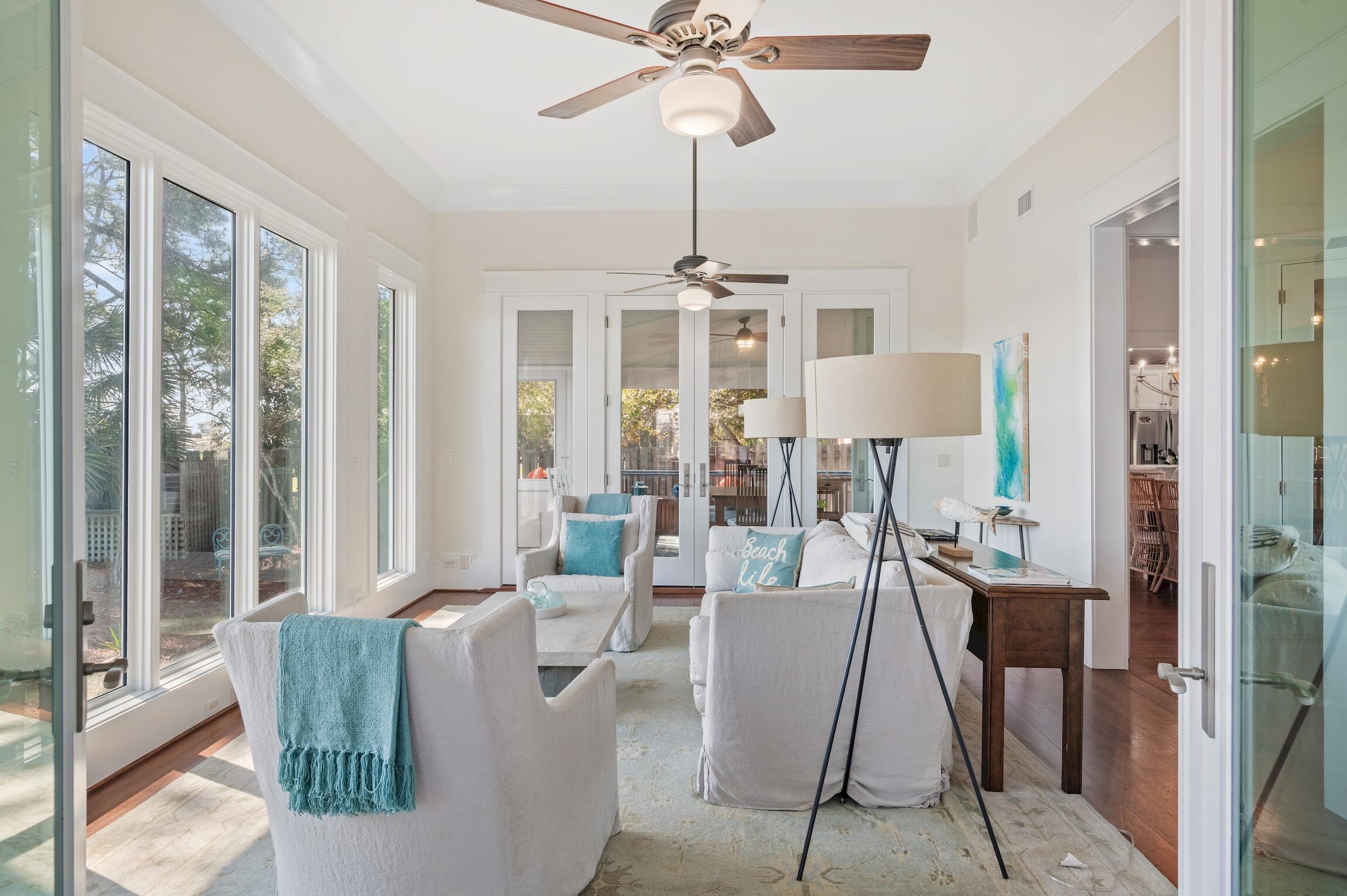 EASTERN LAKE S/D - Residential