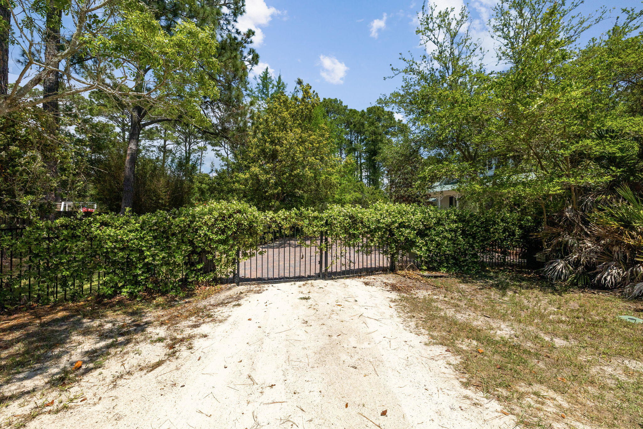 EASTERN LAKE S/D - Residential