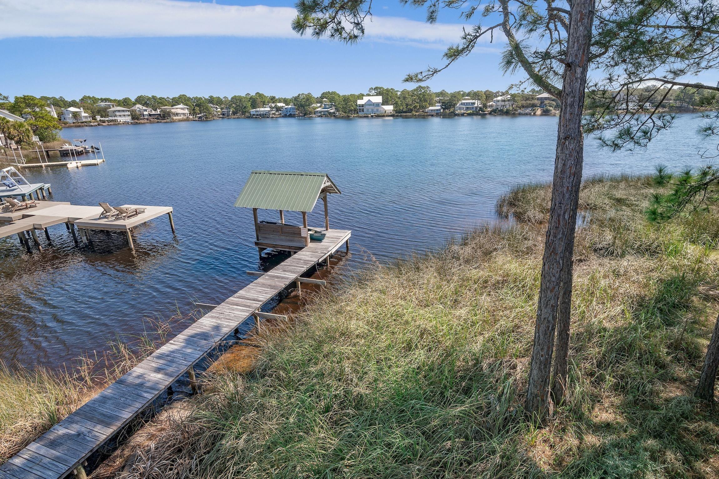 EASTERN LAKE S/D - Residential