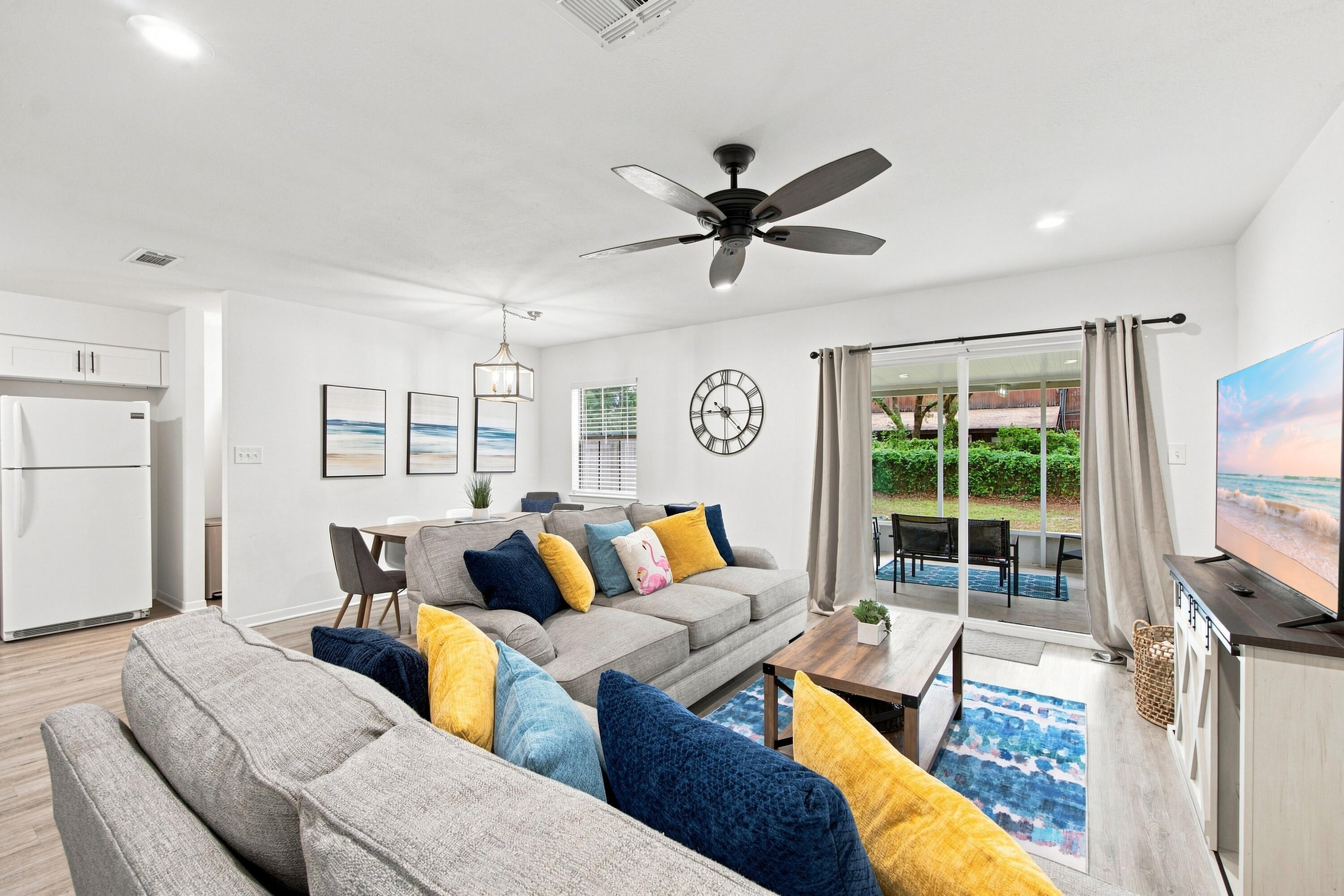 WOODHAM MANOR 2ND ADDN - Residential