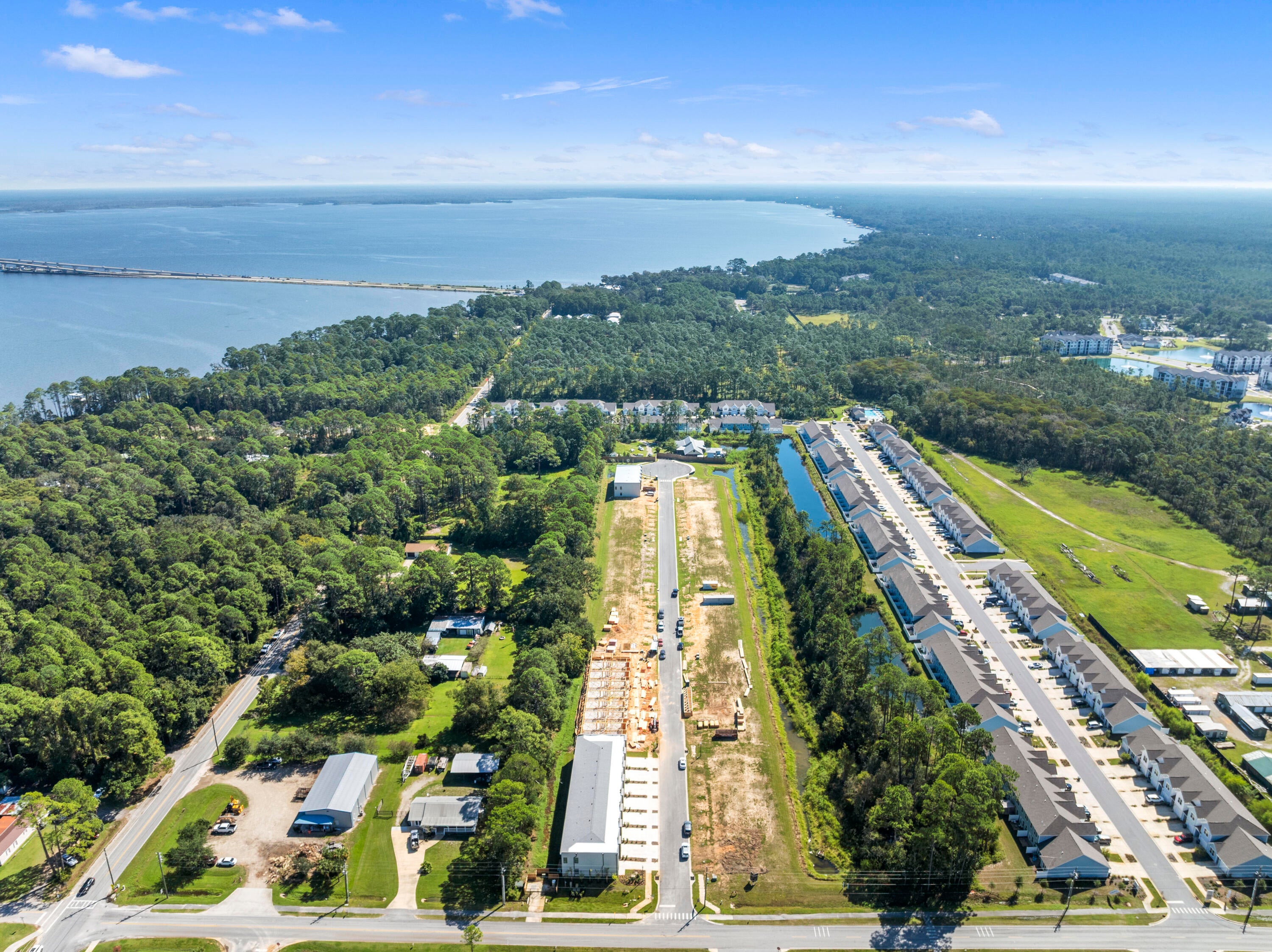 SAWGRASS RESERVE - Residential