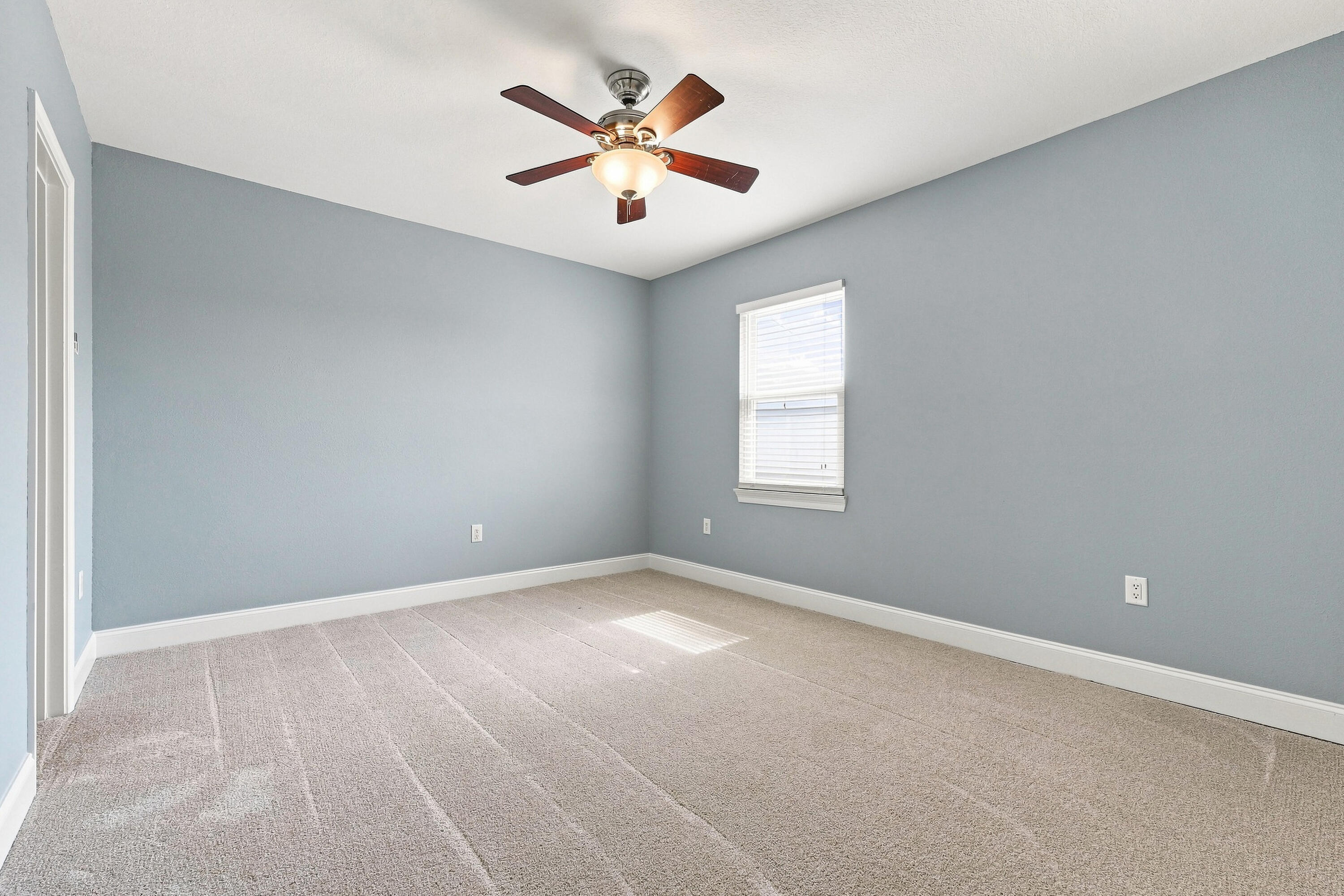 JEAN-LEA - Residential Lease