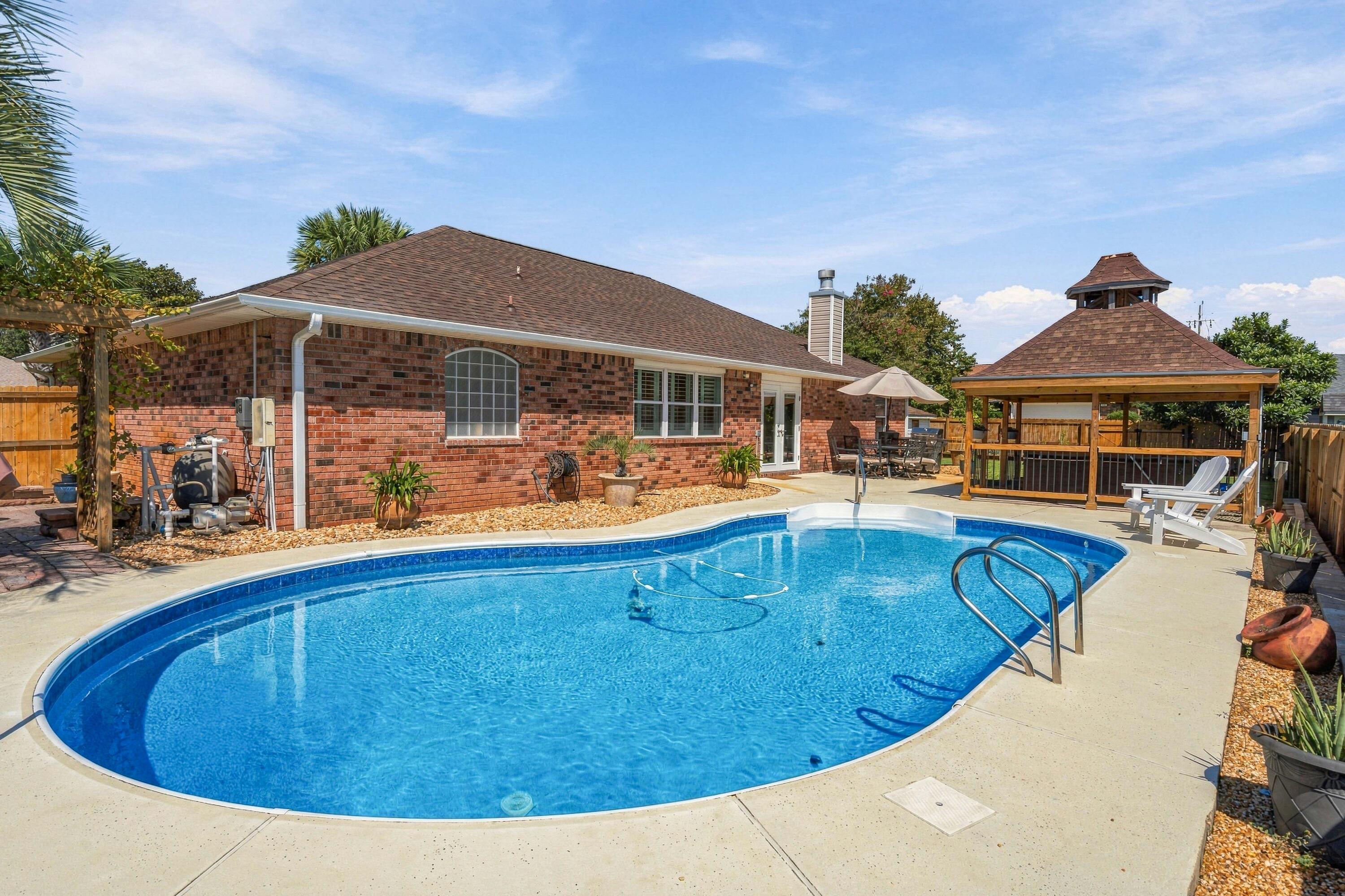 SANDY BEACH ESTATES - Residential