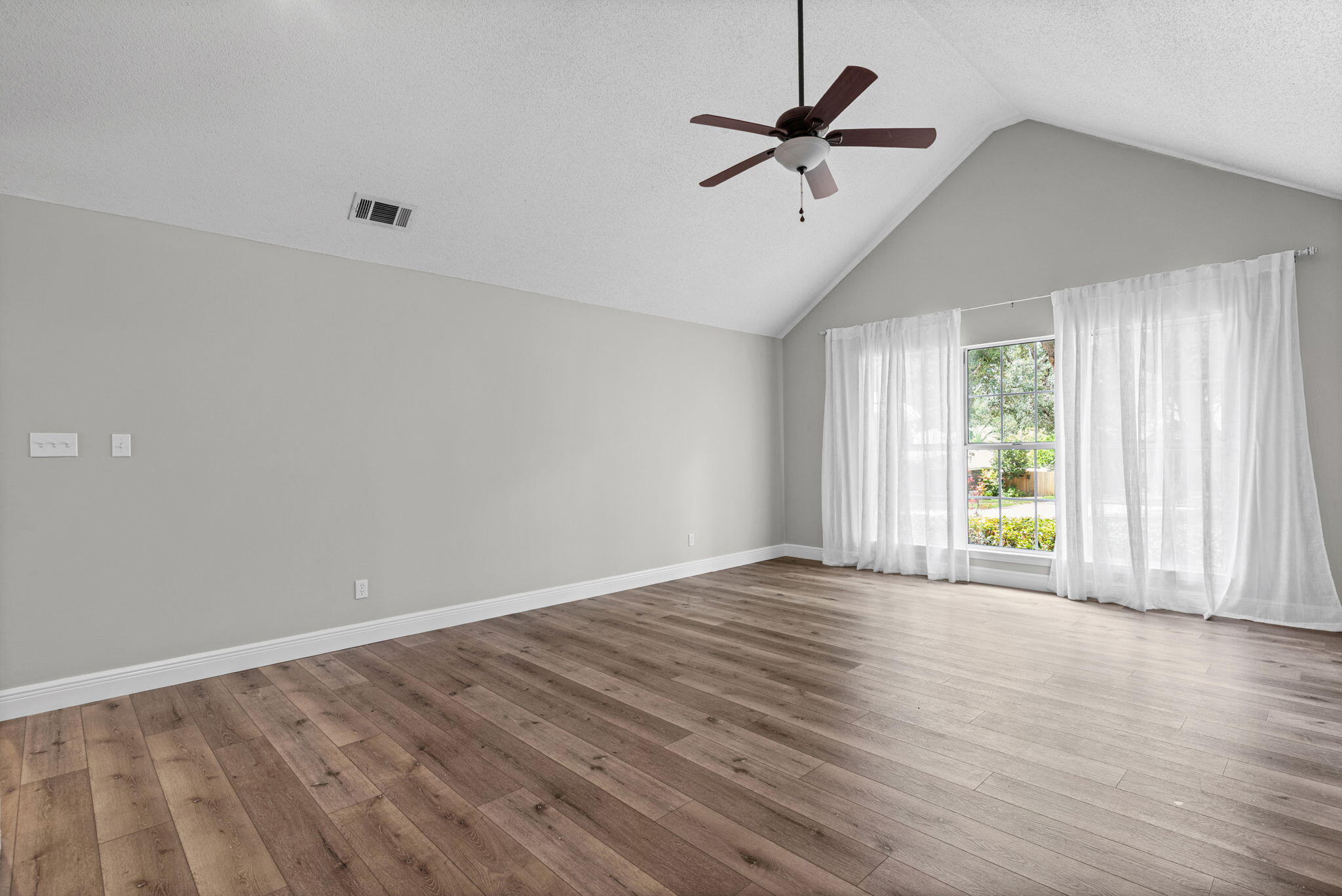 CARIBBEAN VILLAGE WEST - Residential