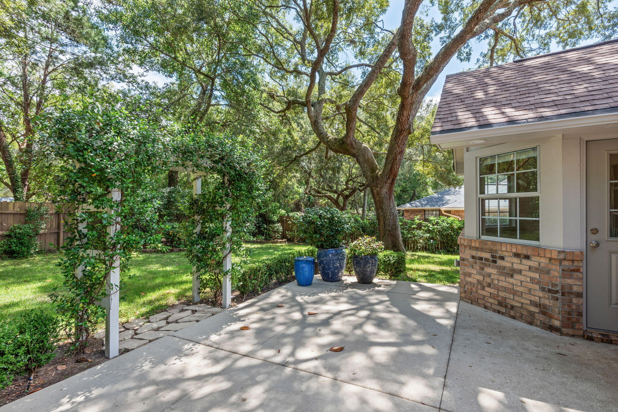 CARIBBEAN VILLAGE WEST - Residential