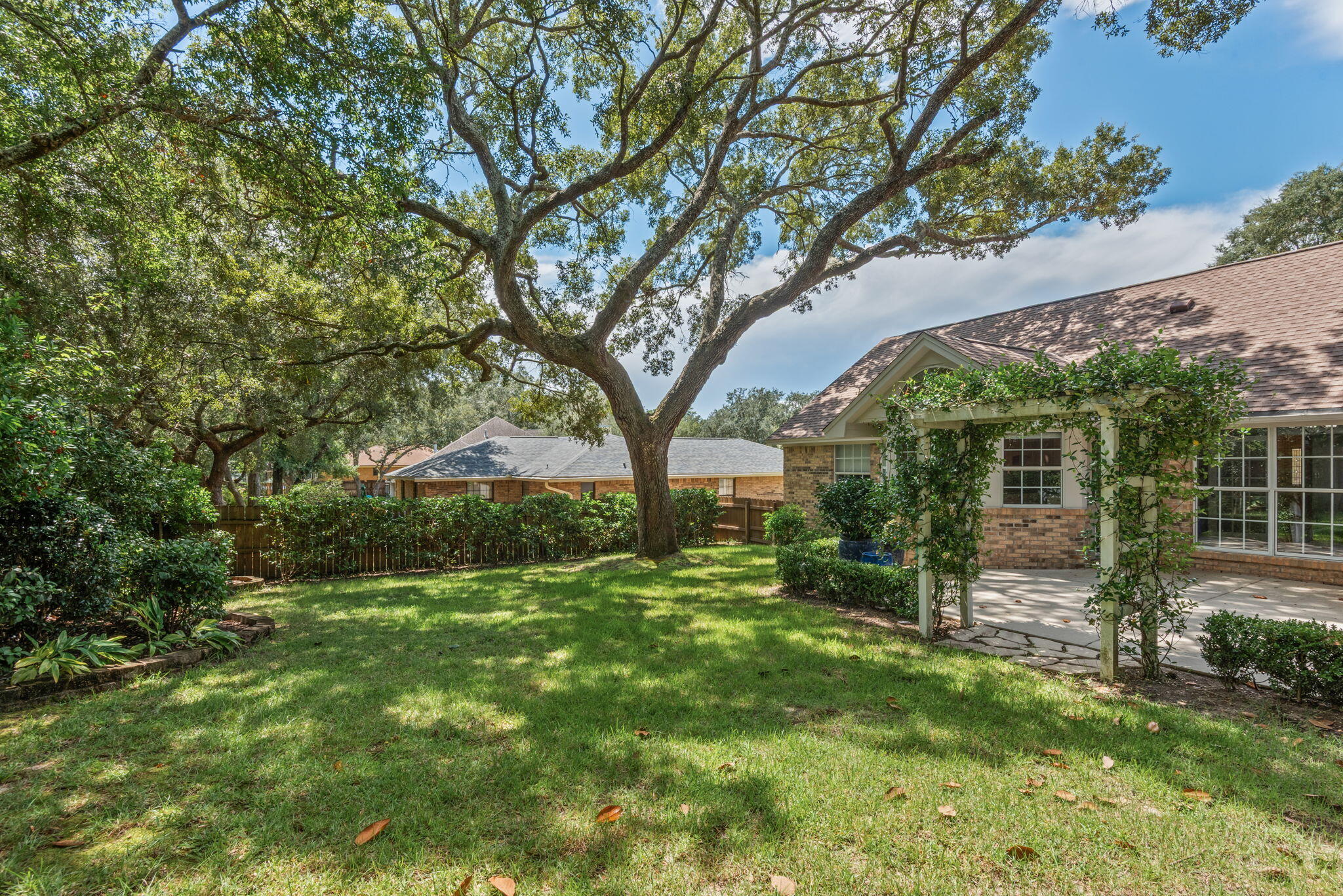 CARIBBEAN VILLAGE WEST - Residential