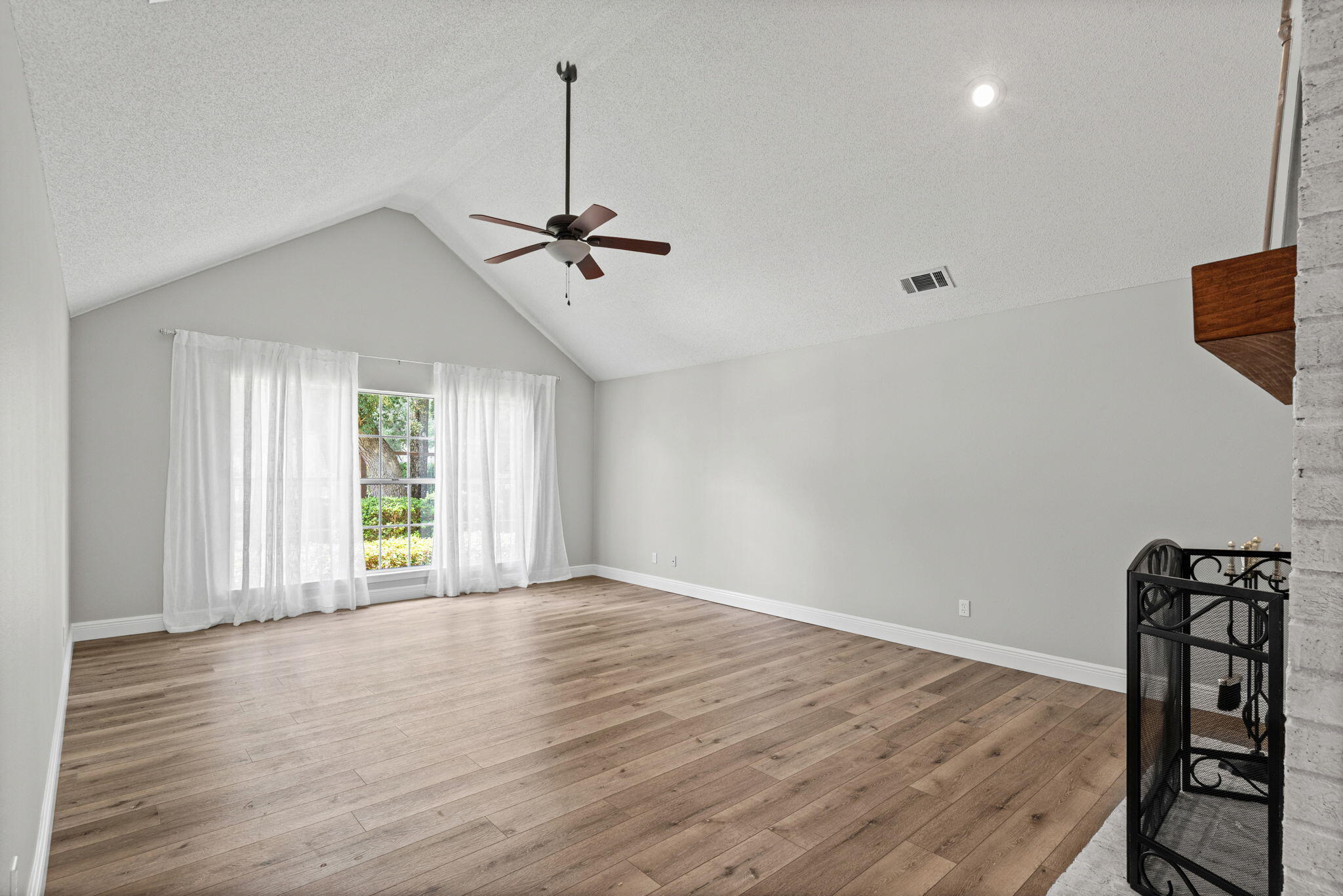 CARIBBEAN VILLAGE WEST - Residential