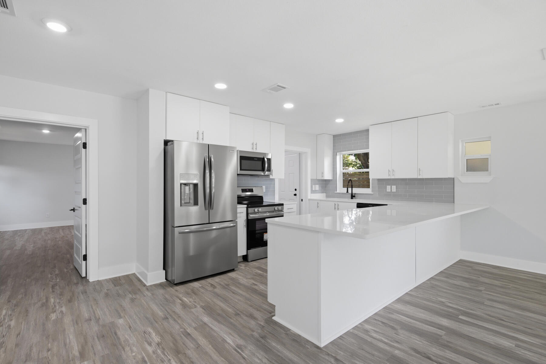 OAK TREE PARK - Residential