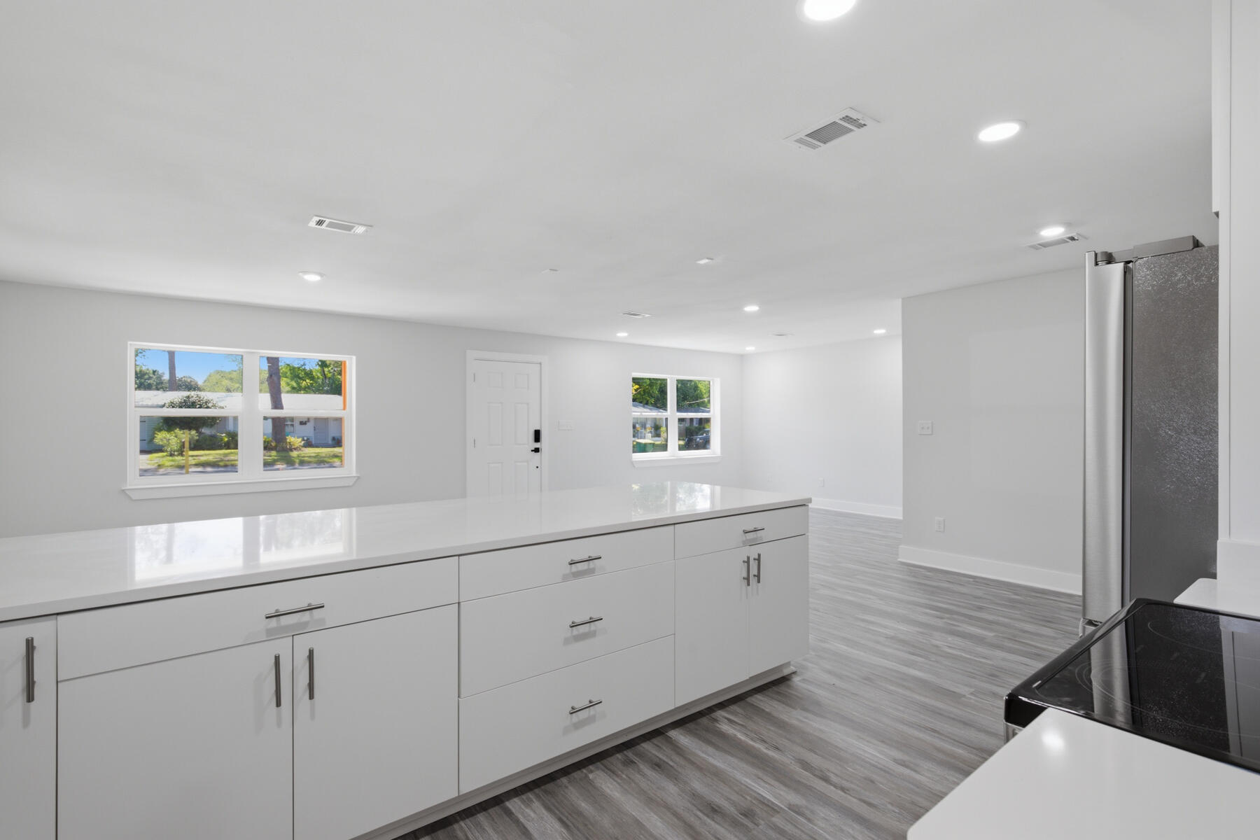 OAK TREE PARK - Residential