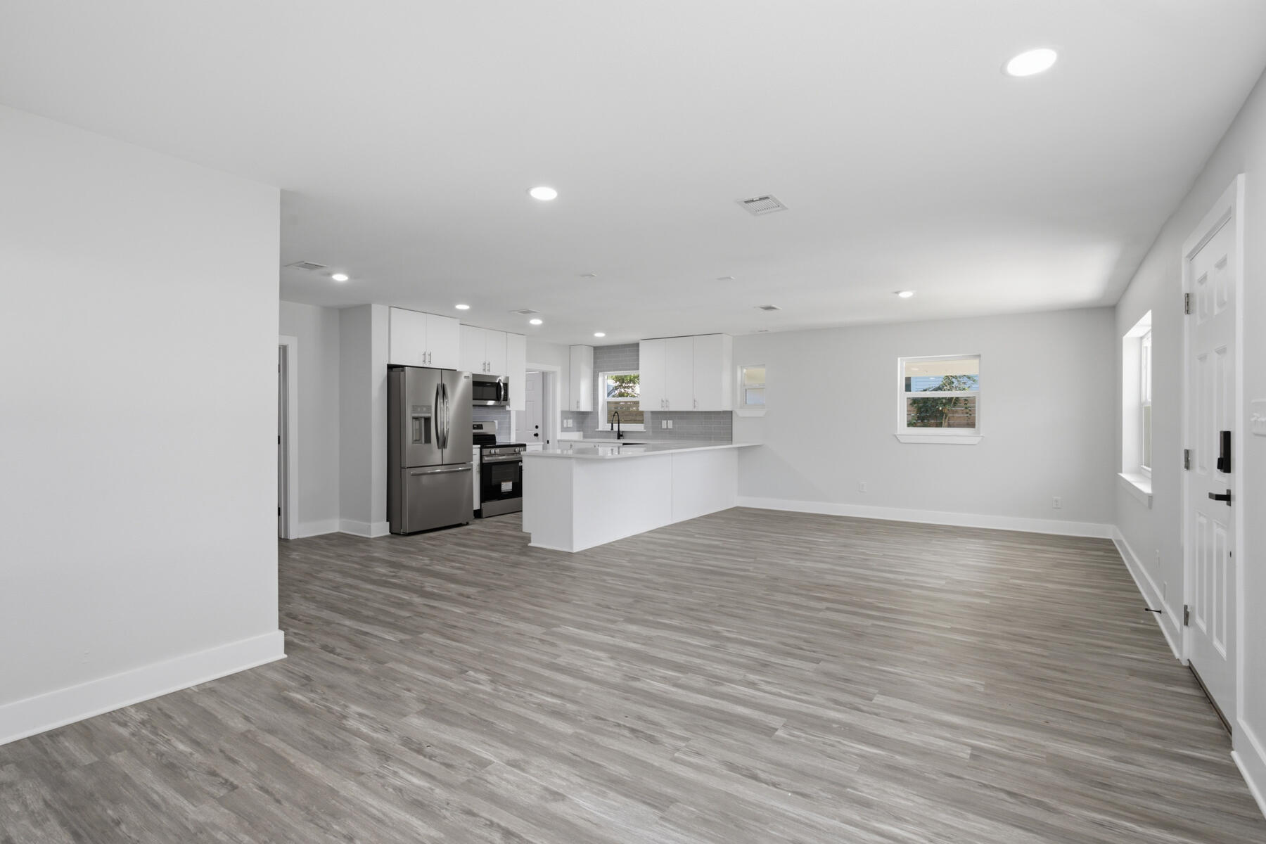 OAK TREE PARK - Residential