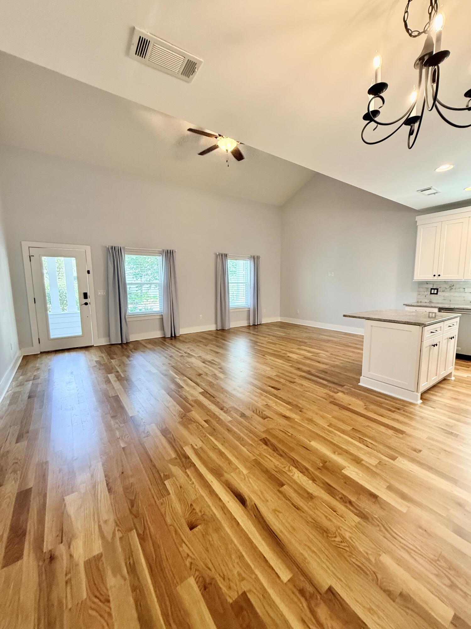 HIDDEN GROVE - Residential