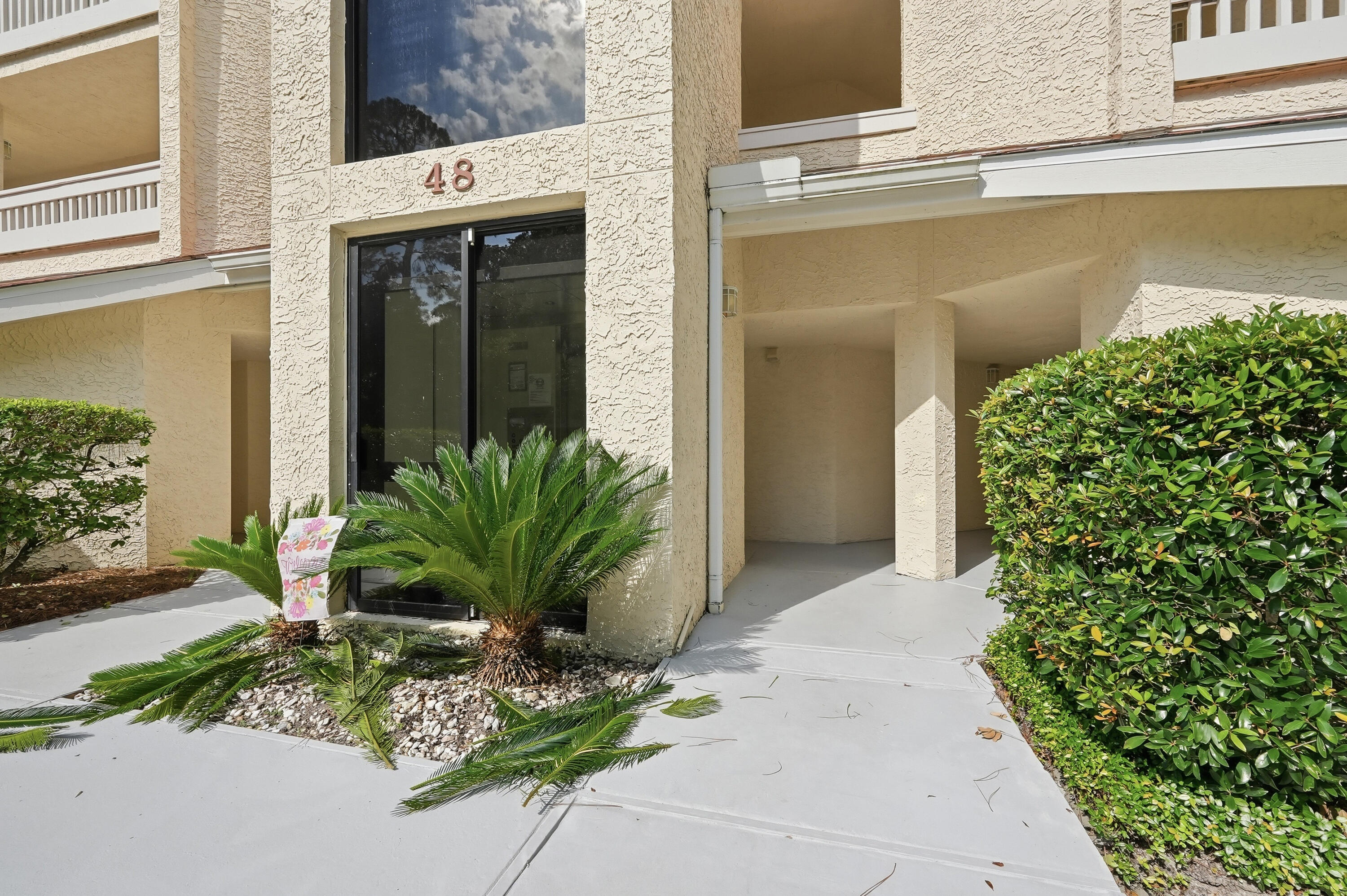 BAY VILLAS - Residential Lease