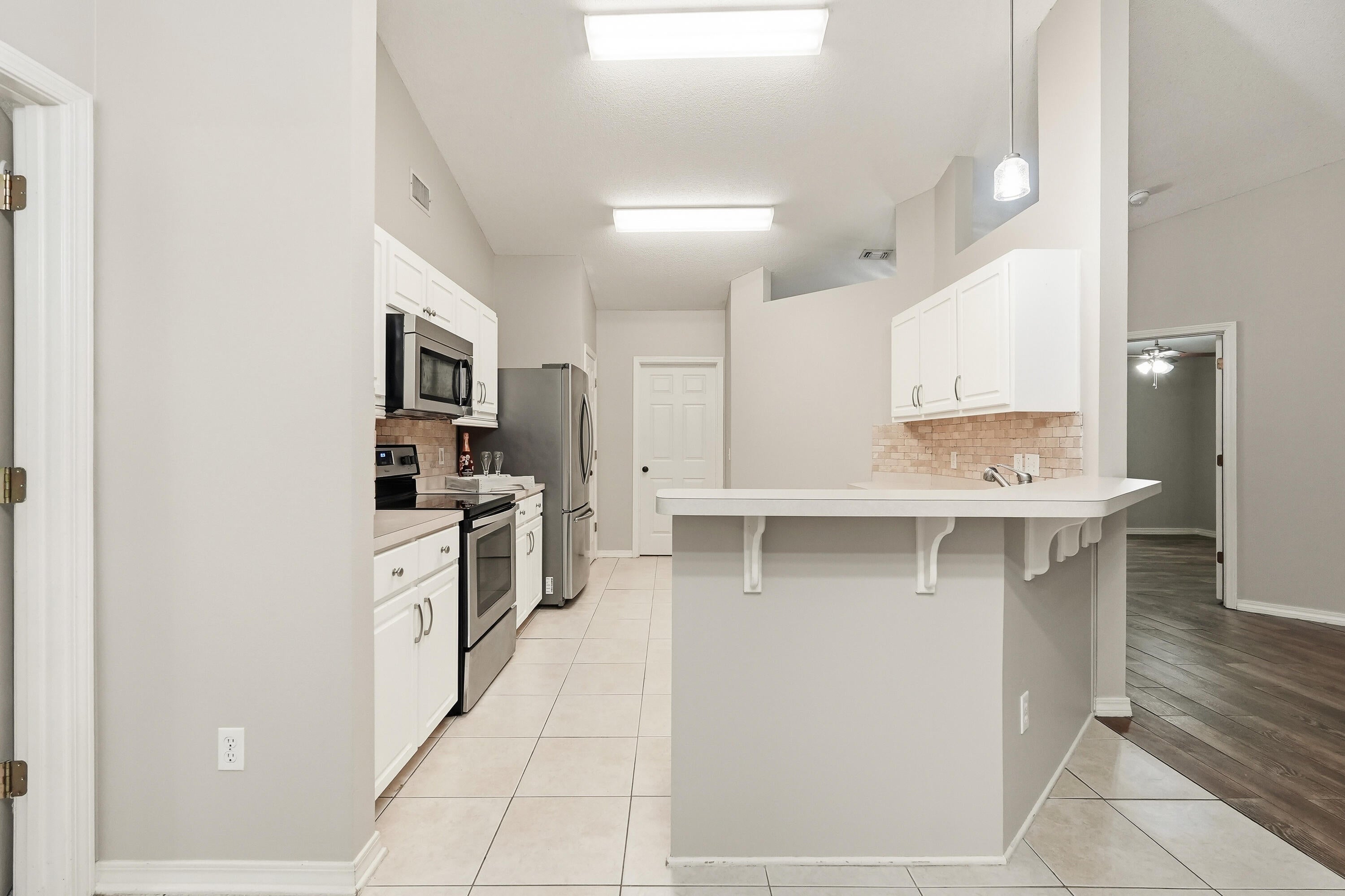 MARION MANOR - Residential
