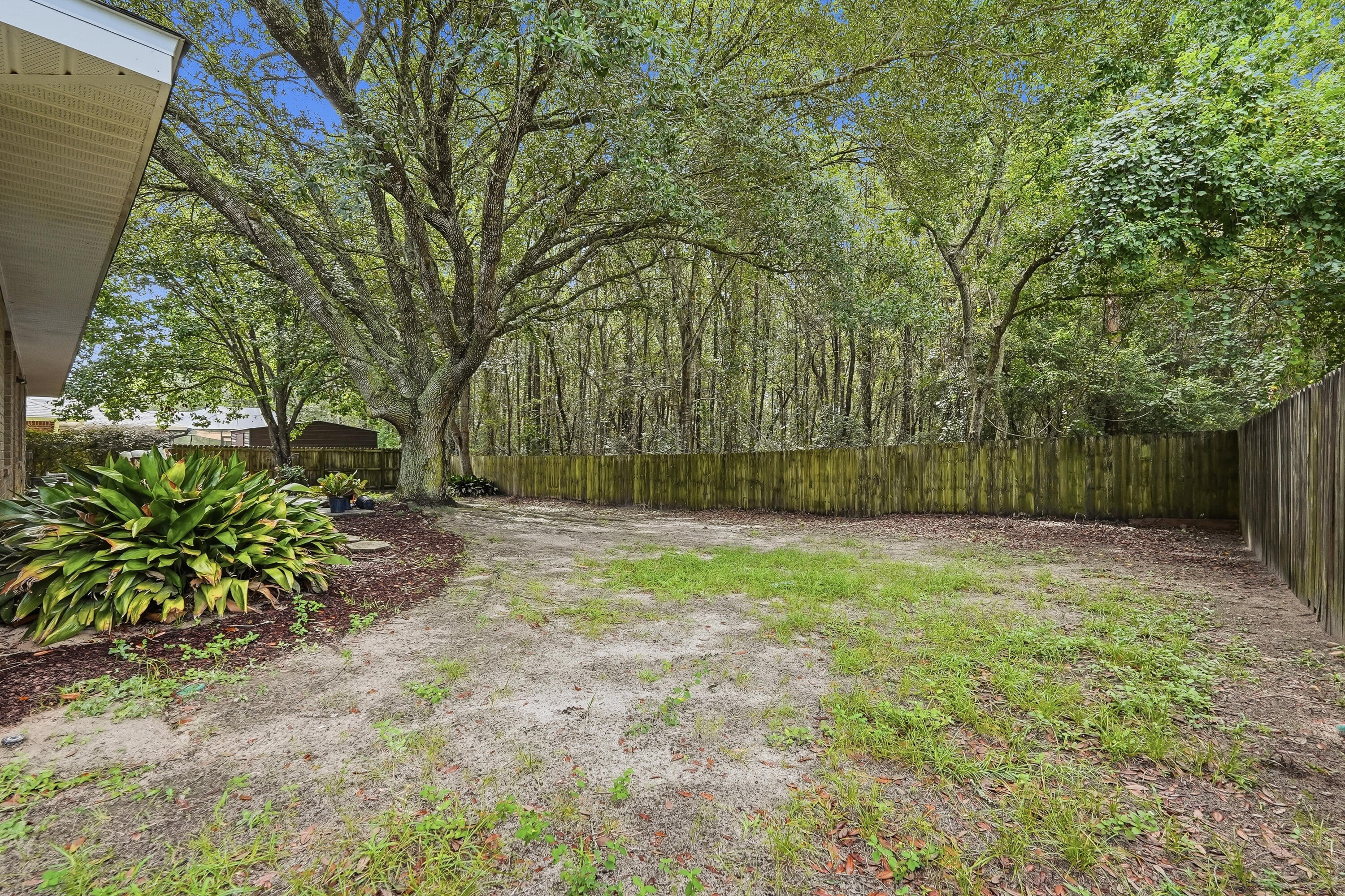 MARION MANOR - Residential