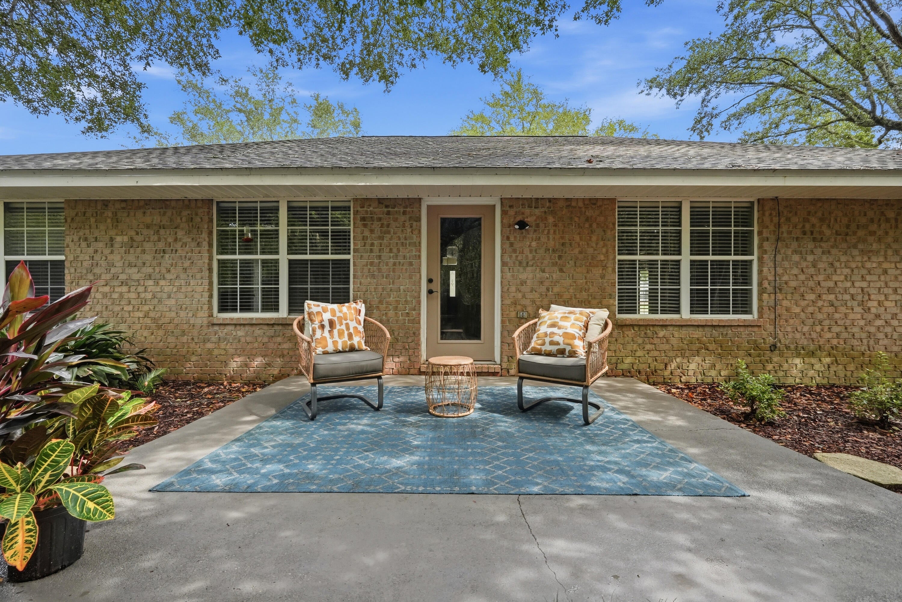 MARION MANOR - Residential