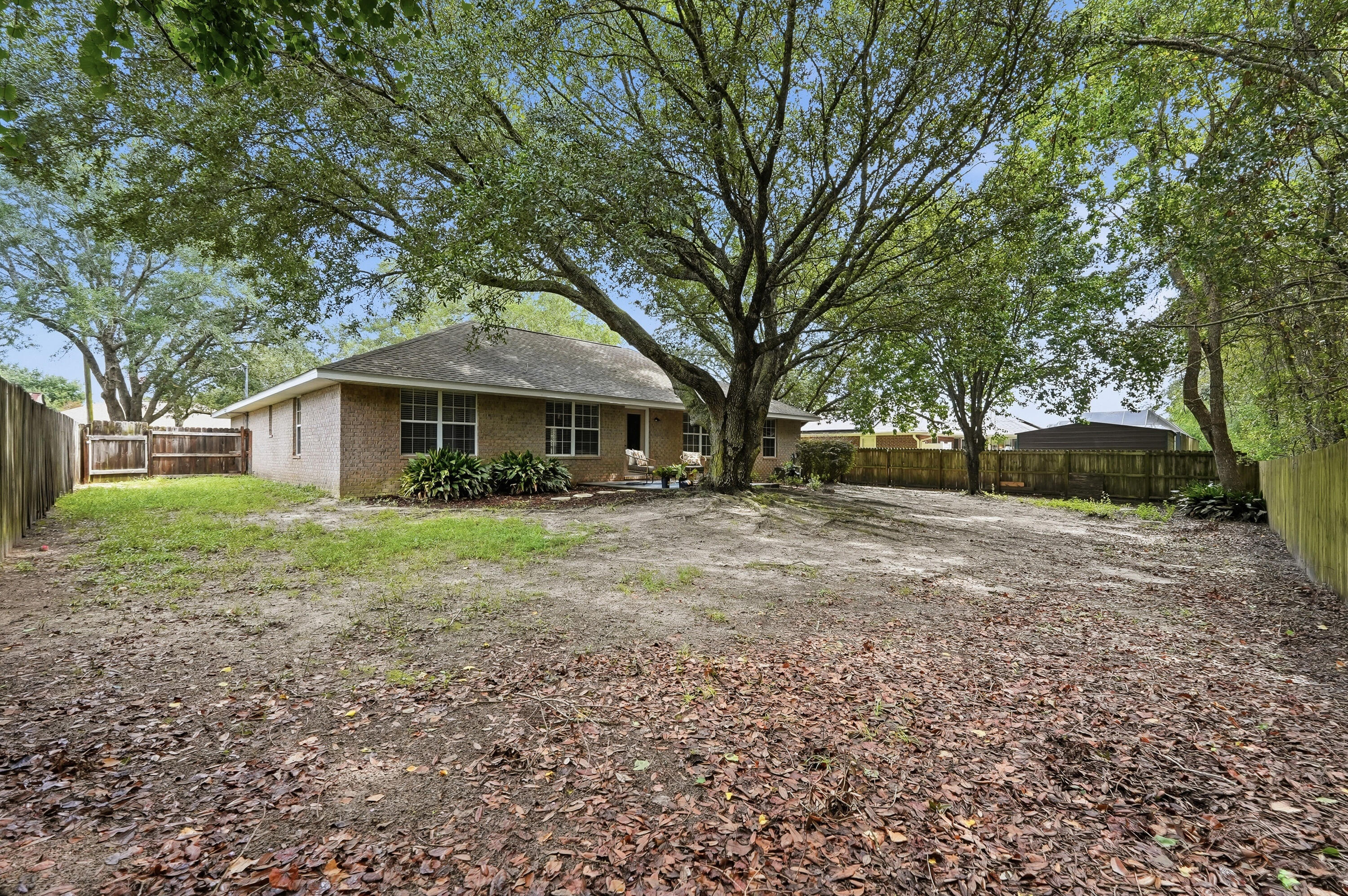 MARION MANOR - Residential