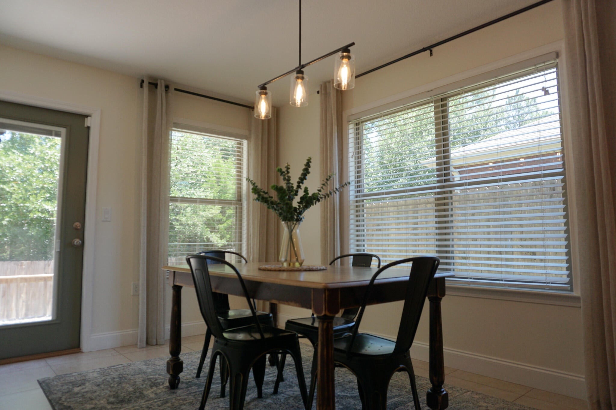 CHIMERA ESTATES - Residential Lease