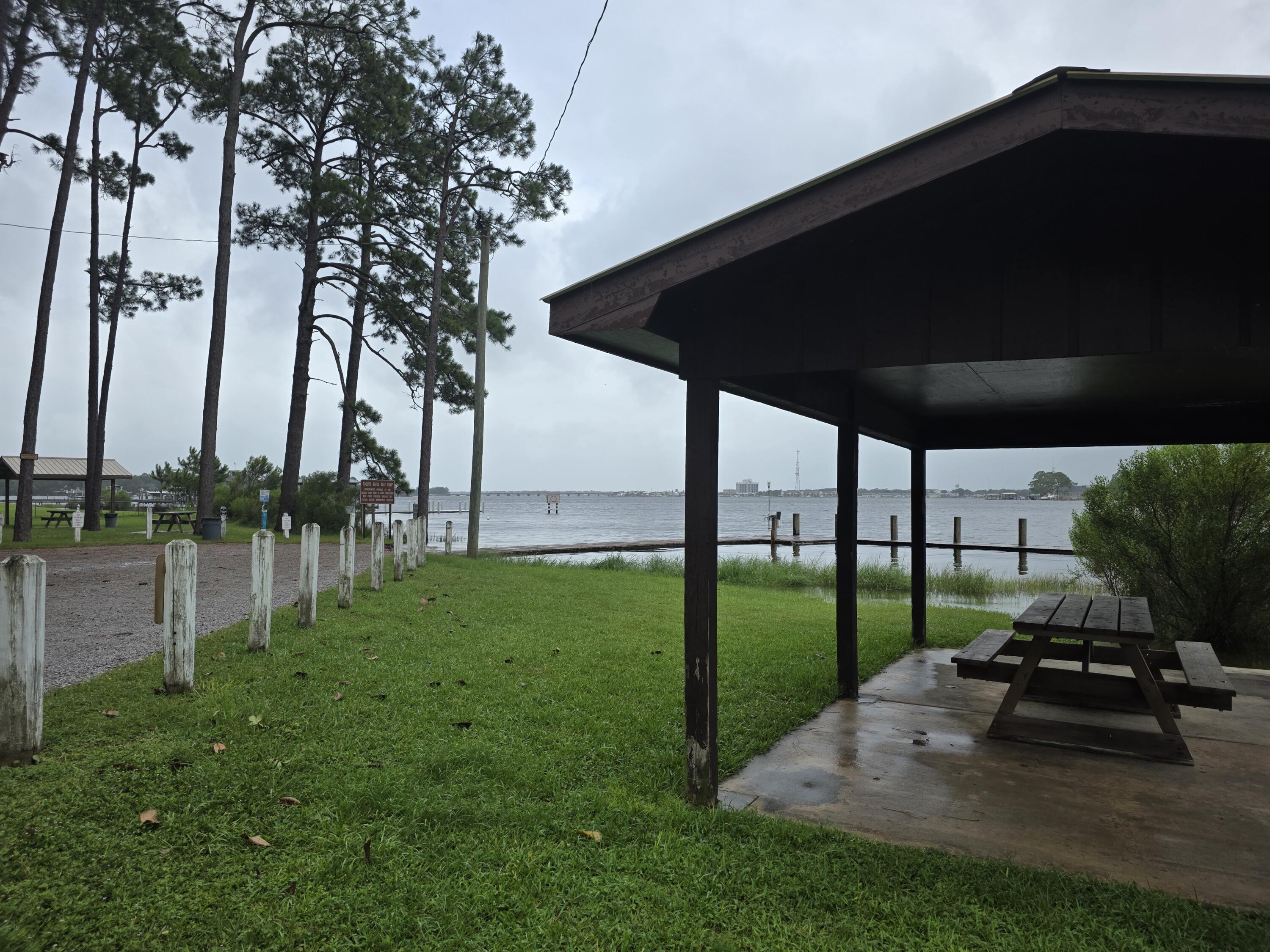 BAYOU POQUITO - Residential
