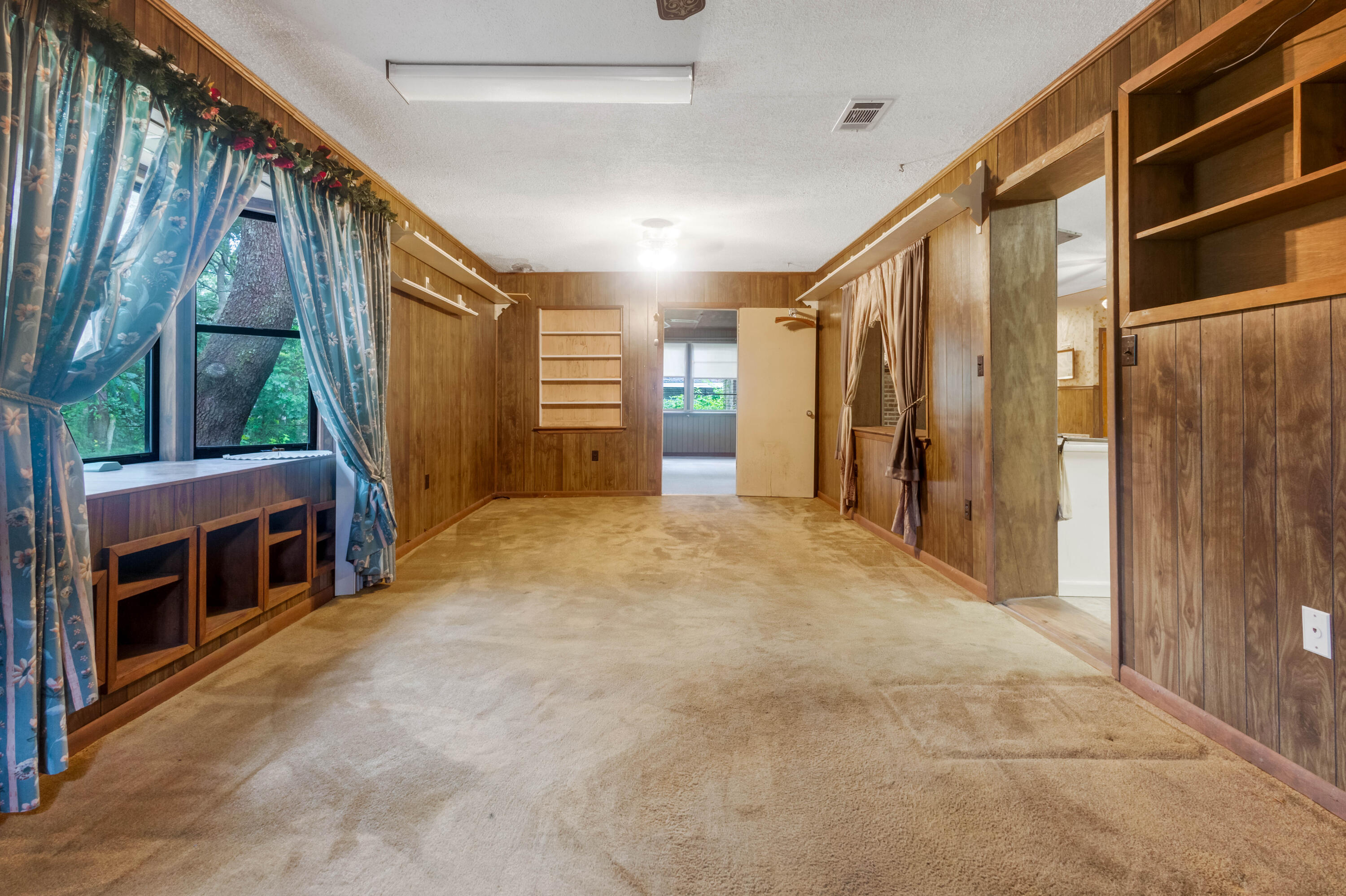 BAYOU POQUITO - Residential