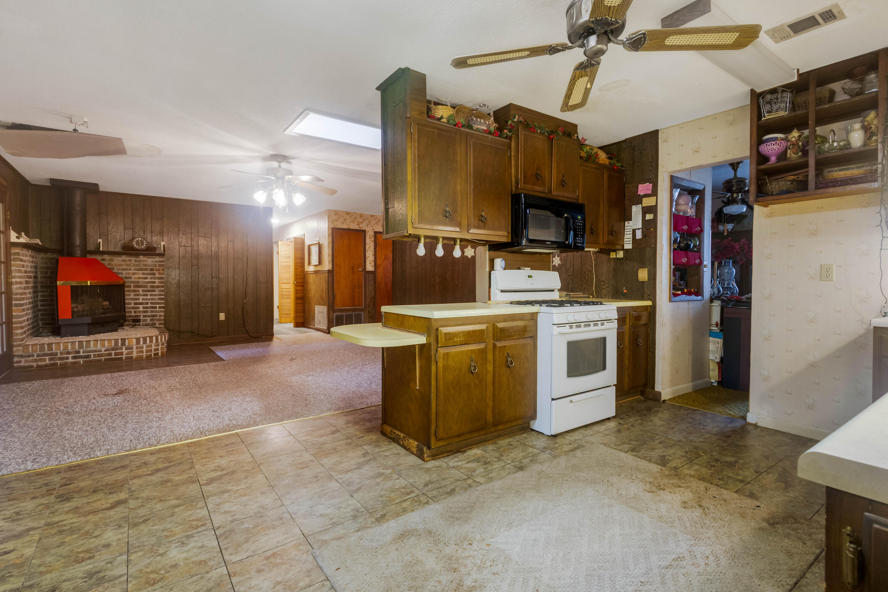 BAYOU POQUITO - Residential
