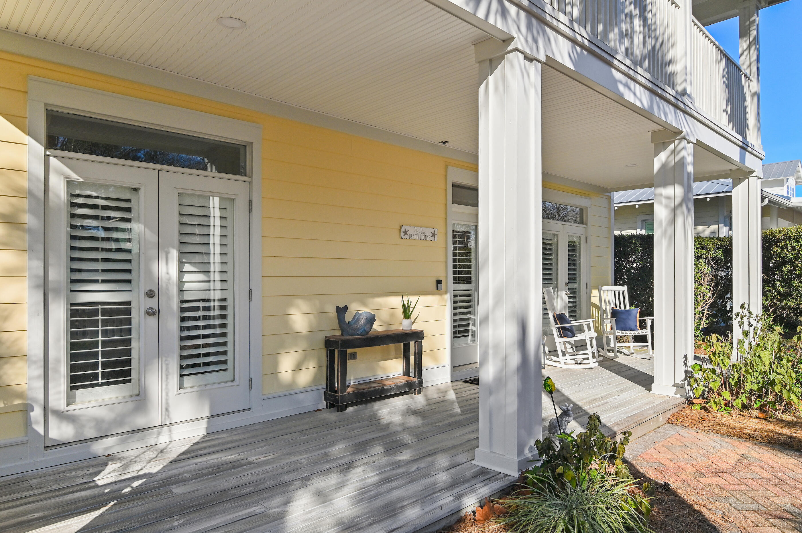 CRYSTAL LAKE  I - Residential