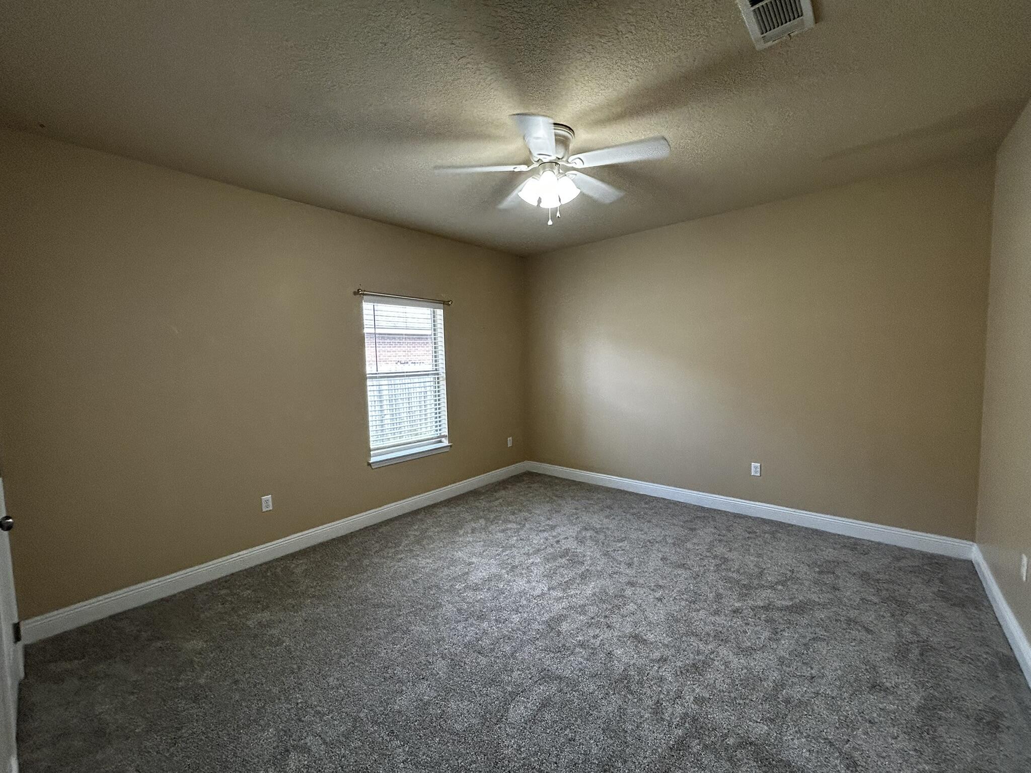 LIBERTY OAKS - Residential Lease