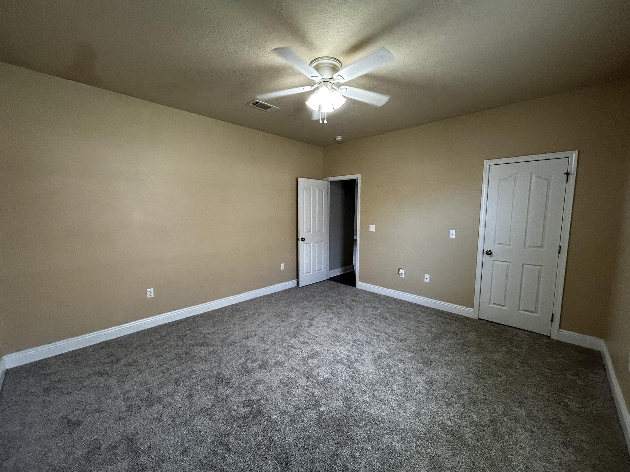 LIBERTY OAKS - Residential Lease