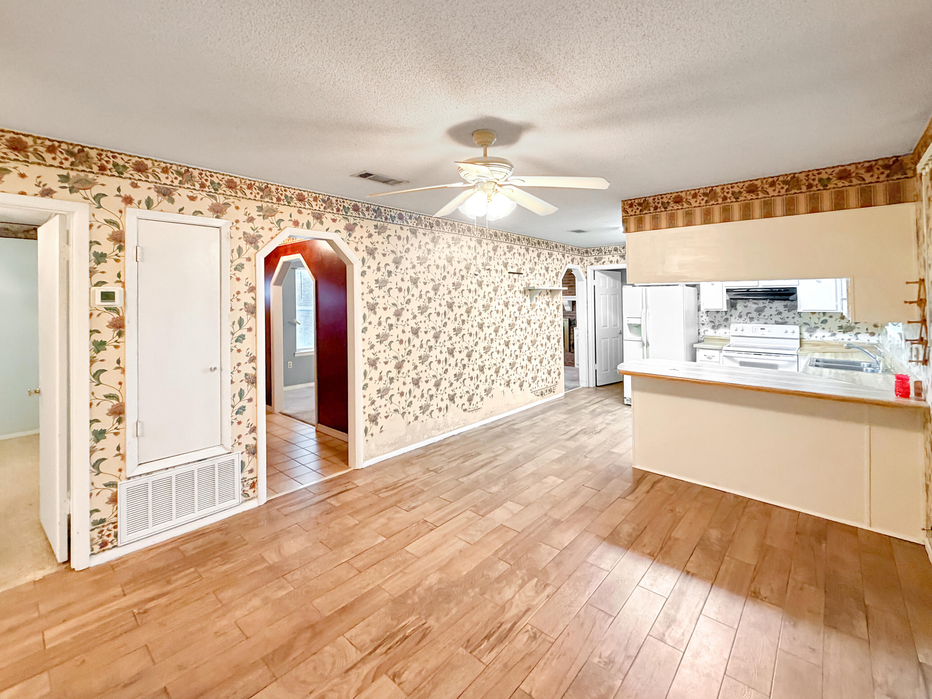 AUBURN HEIGHTS - Residential